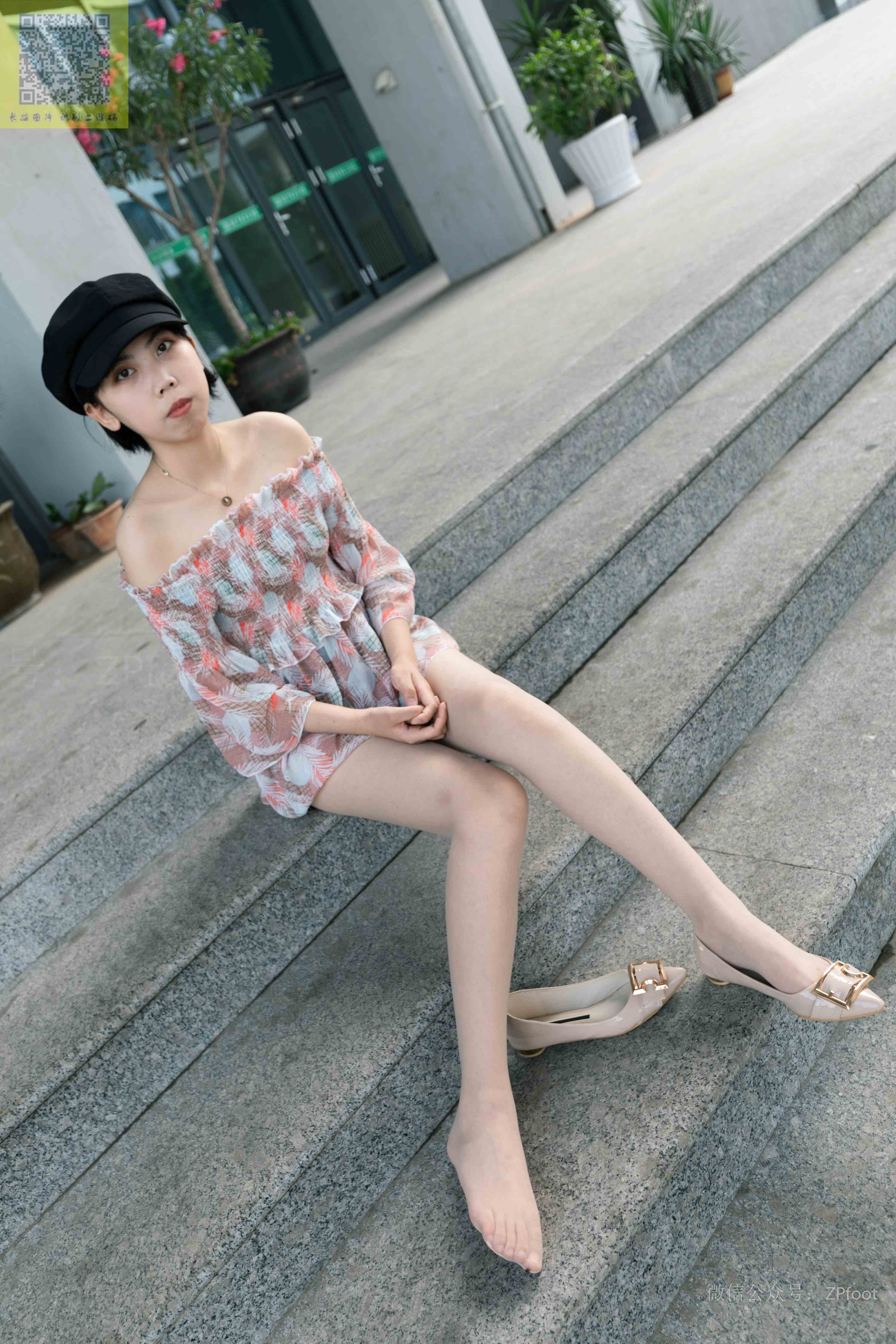 China Beauty Legs and feet 1304
