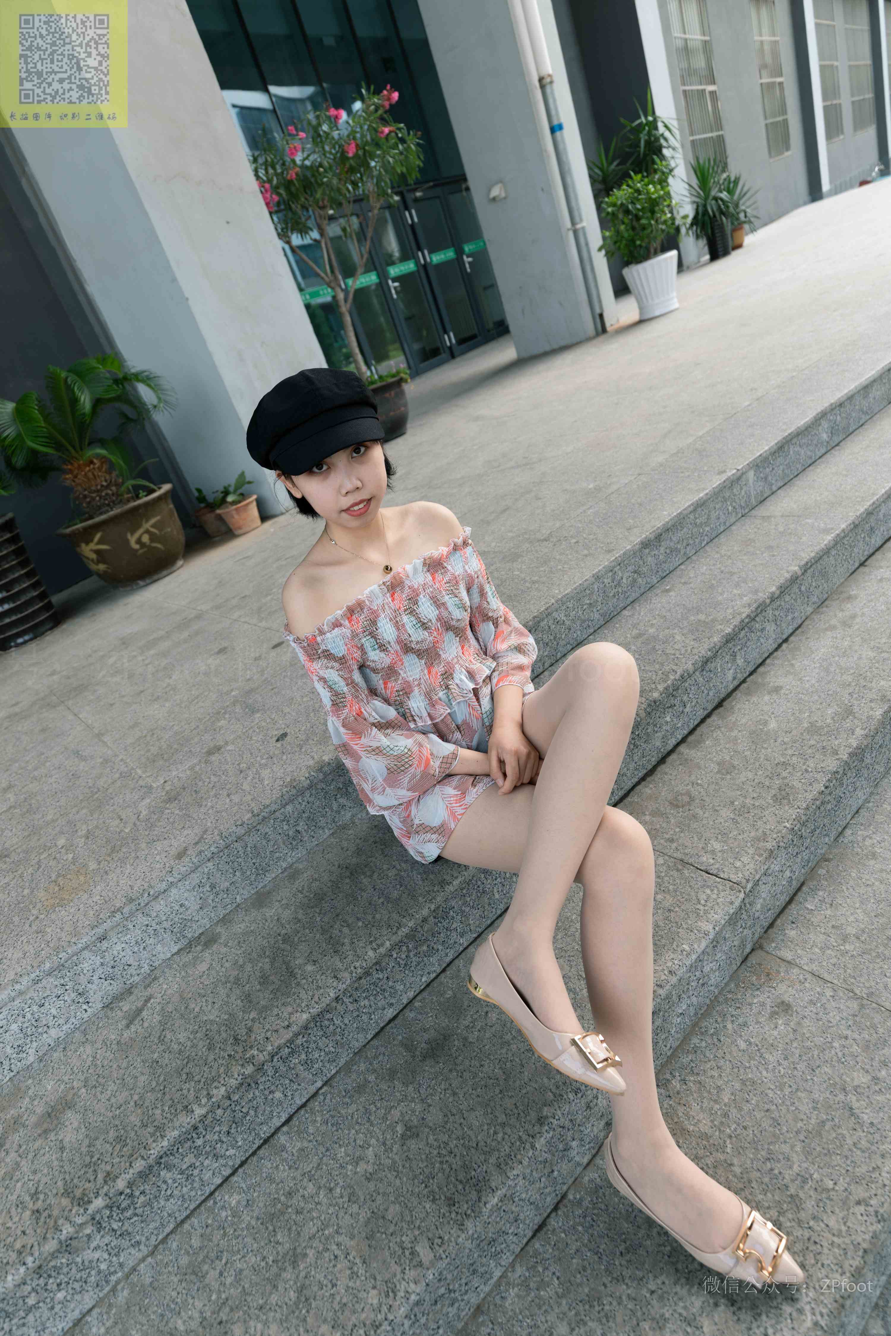 China Beauty Legs and feet 1304