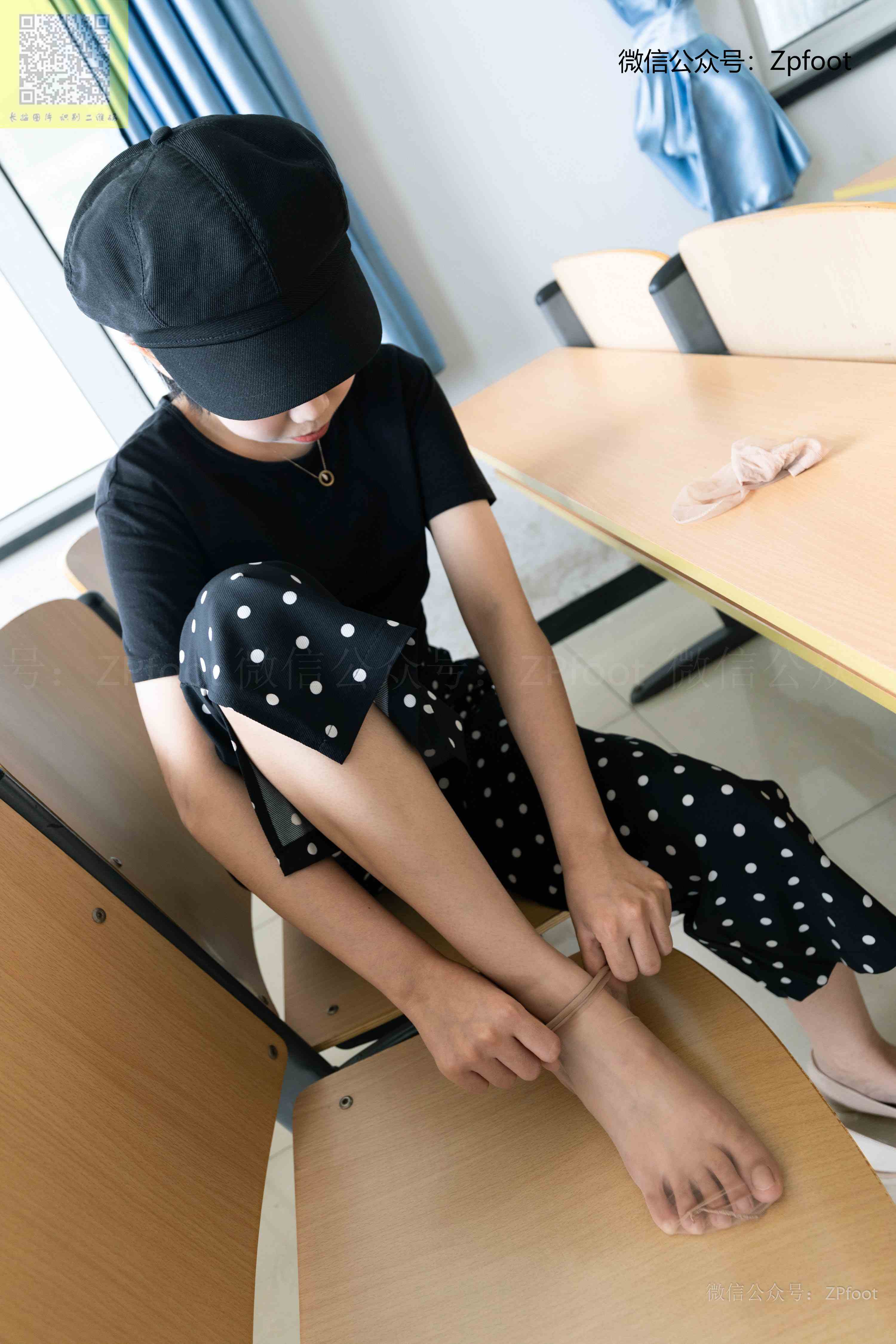 China Beauty Legs and feet 1305