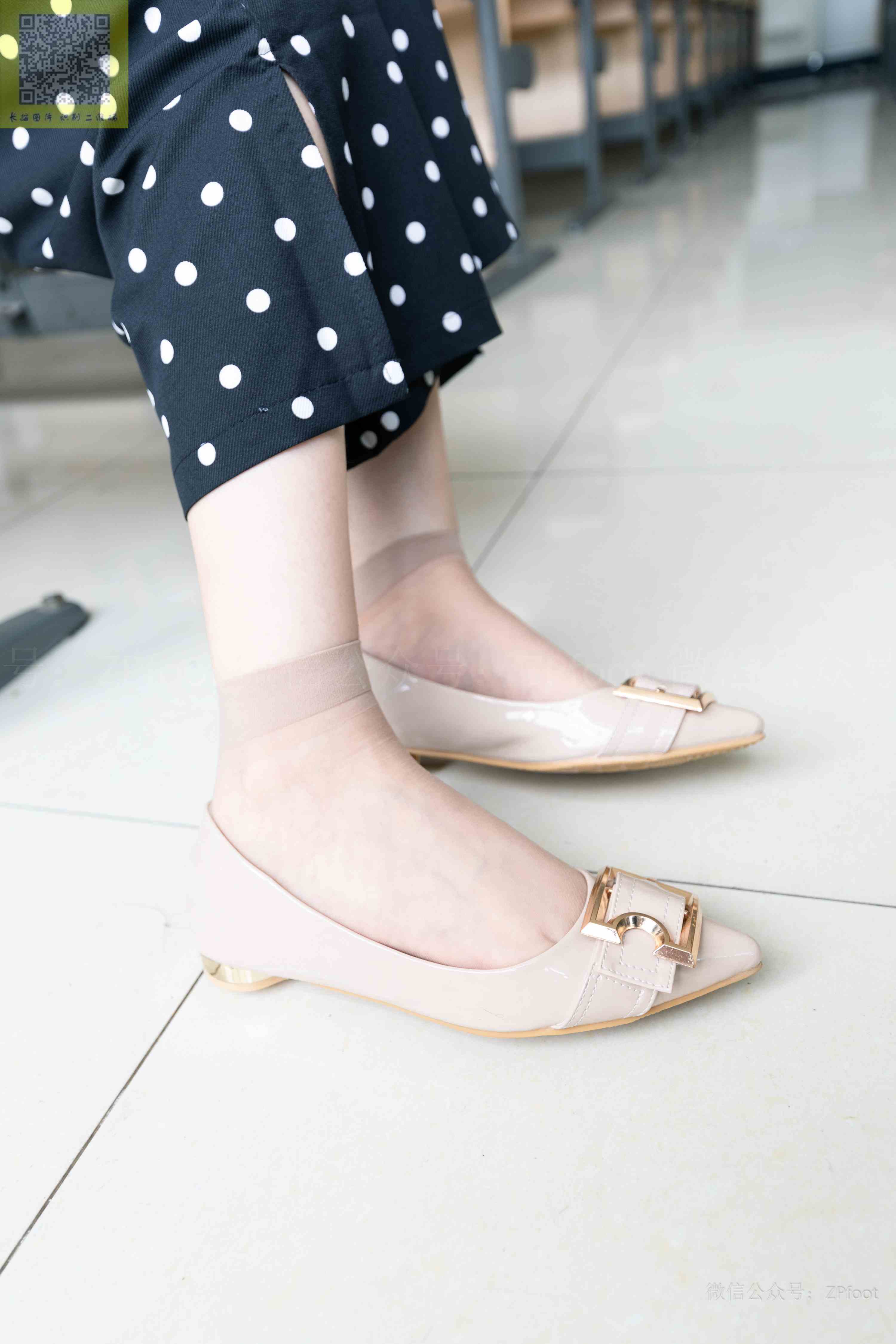 China Beauty Legs and feet 1305