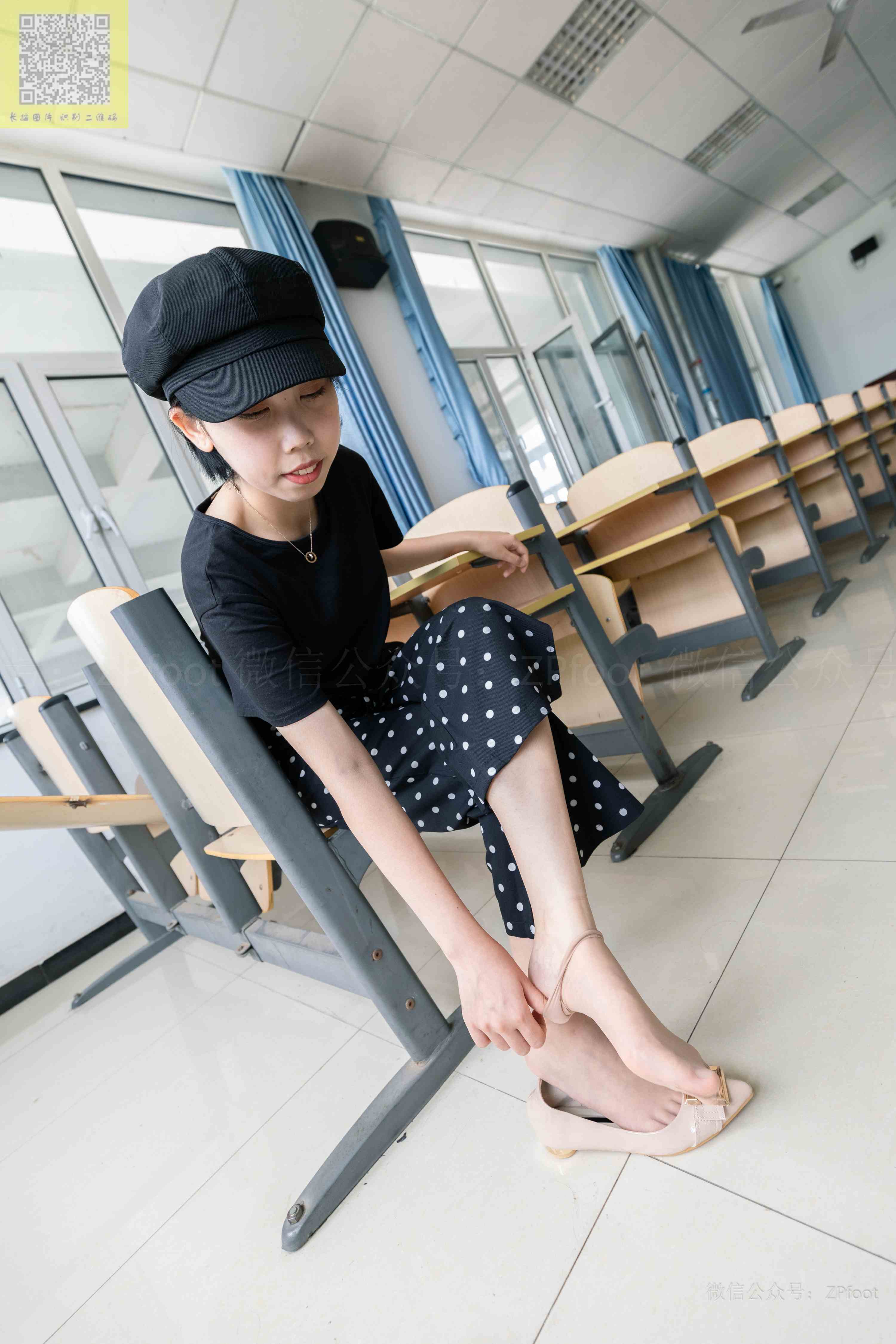 China Beauty Legs and feet 1305