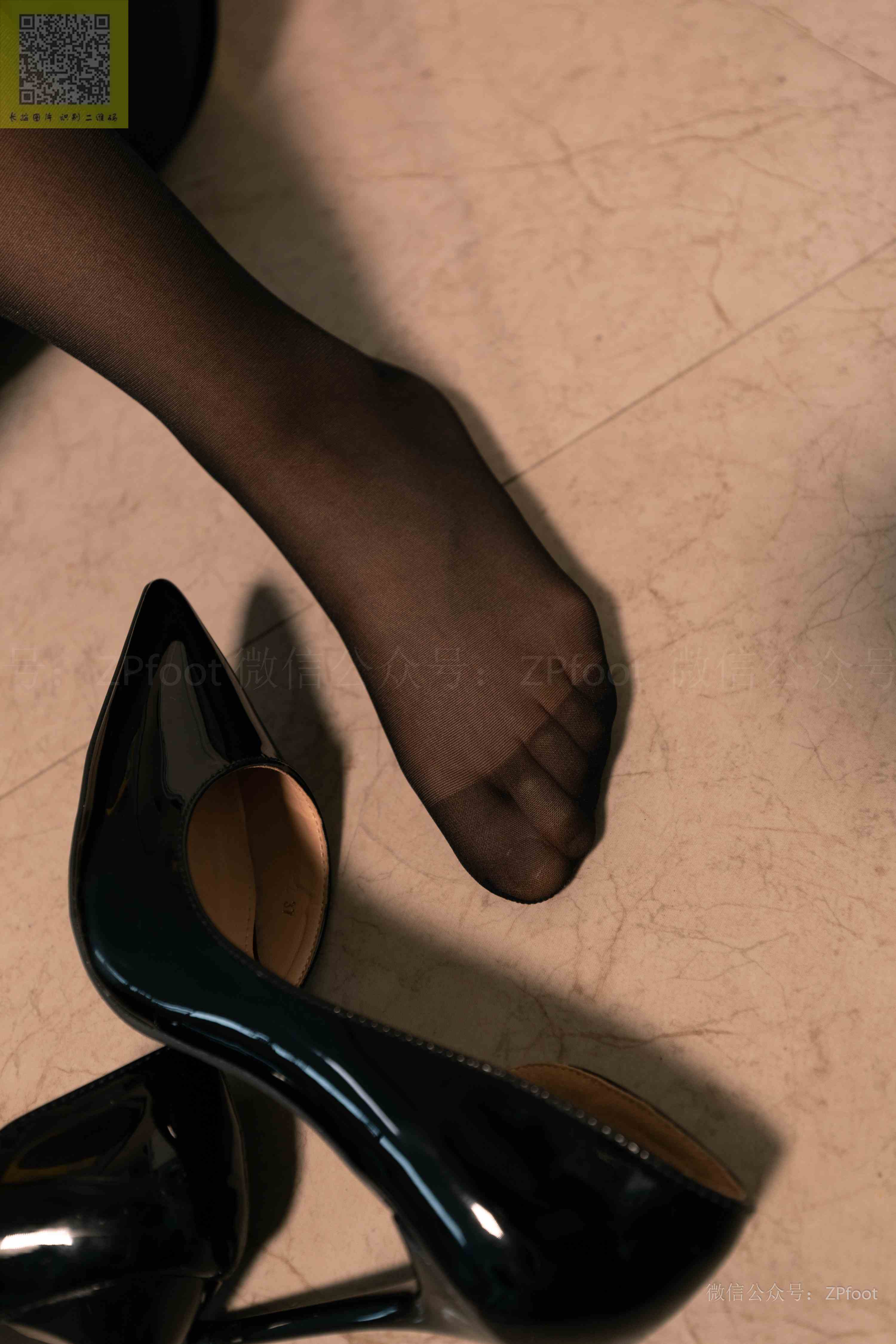 China Beauty Legs and feet 1306