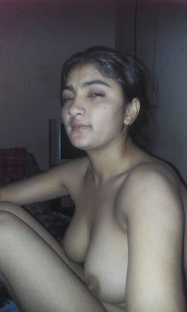 Village Punjabi Girls Hot Pics Clicked By Lover