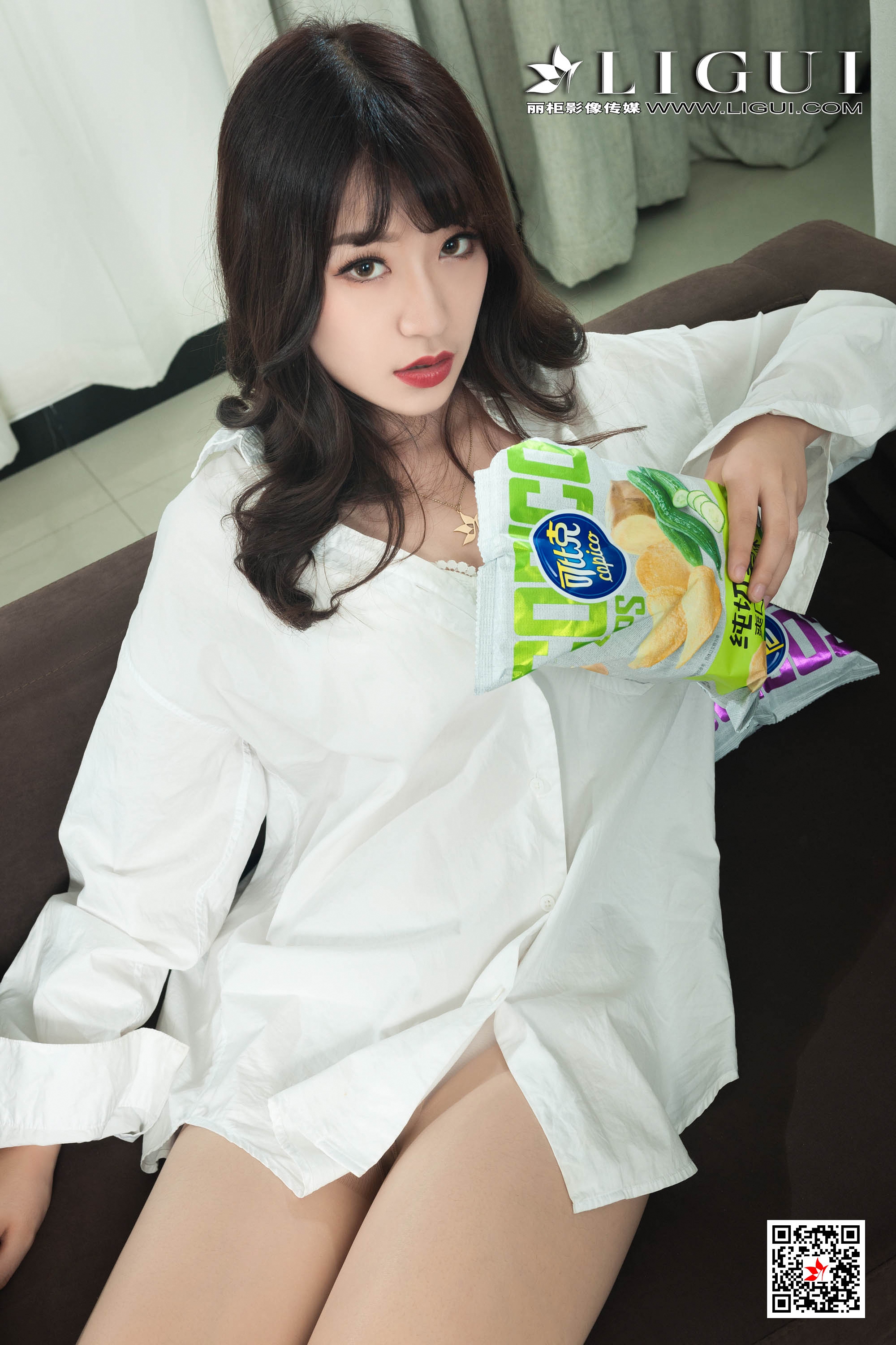 pretty lady dirty feet 117