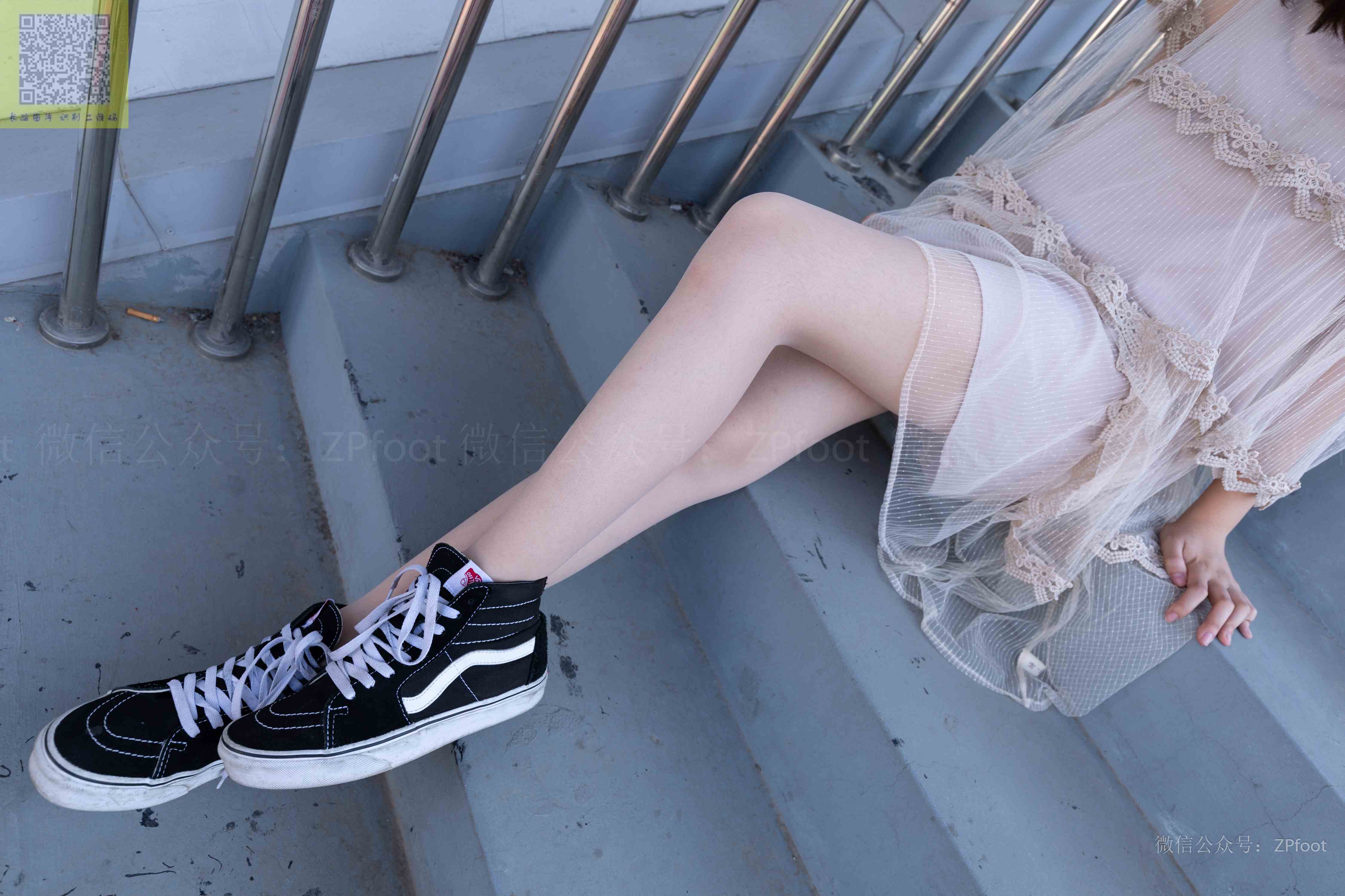 China Beauty Legs and feet 1312