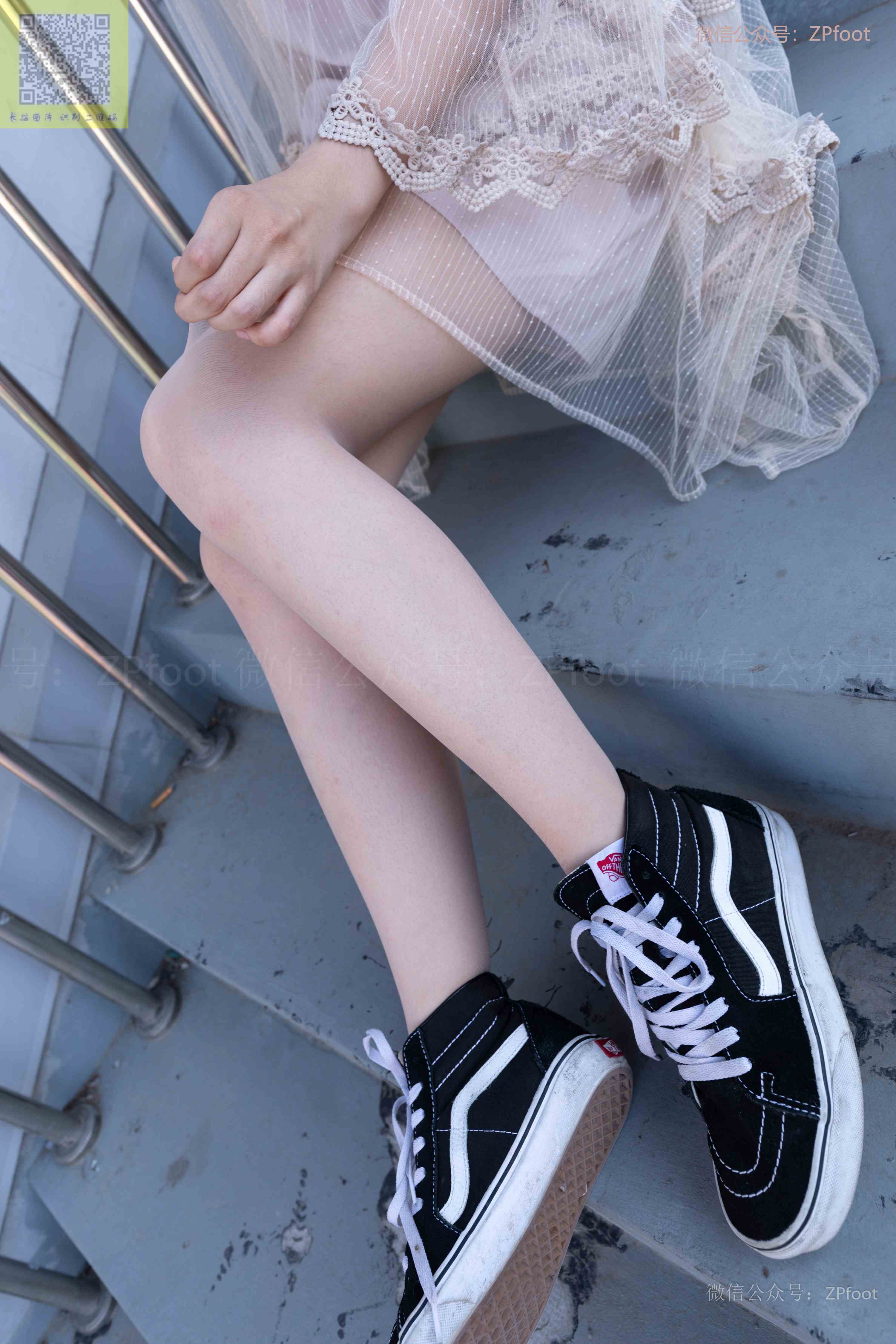 China Beauty Legs and feet 1312