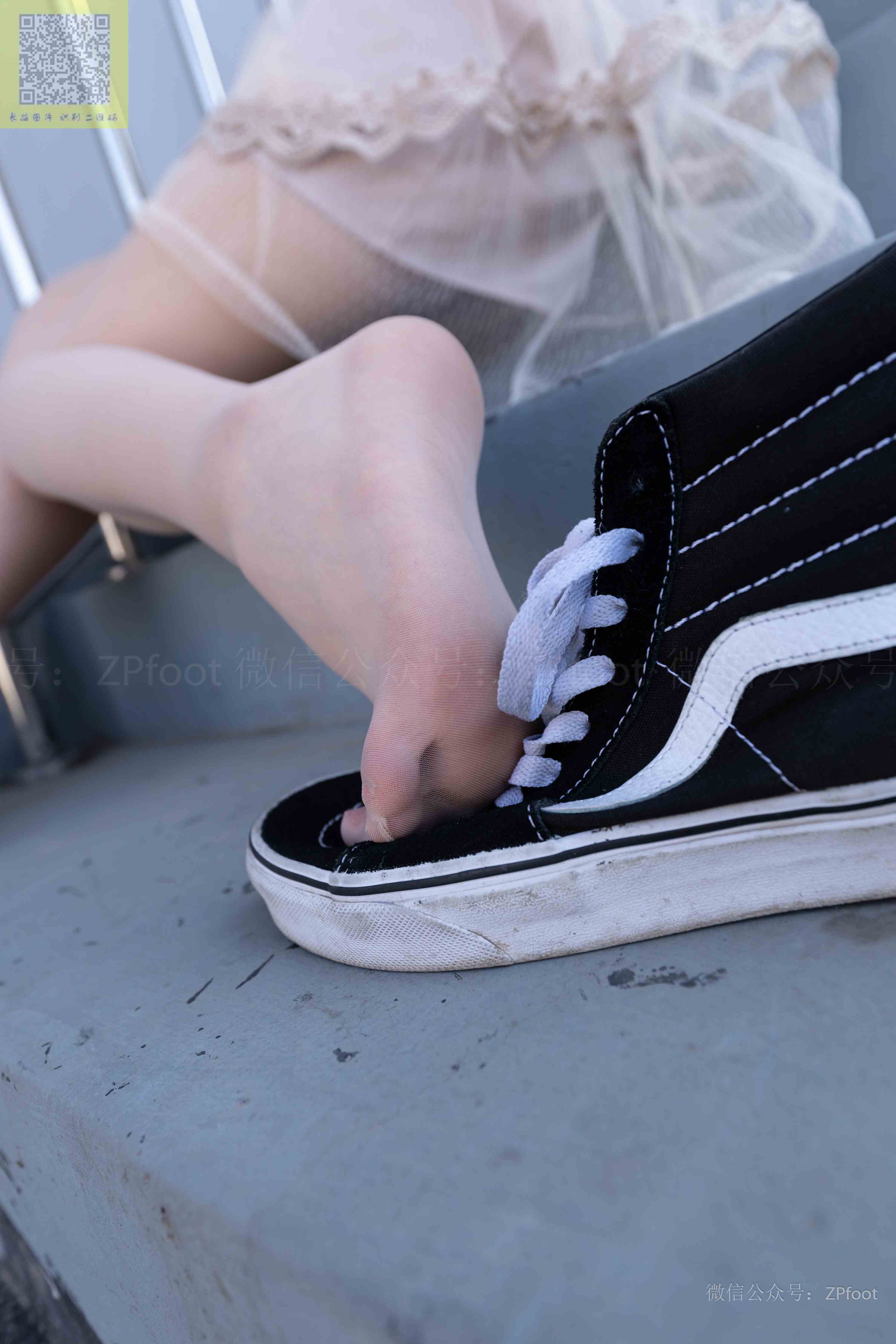 China Beauty Legs and feet 1312