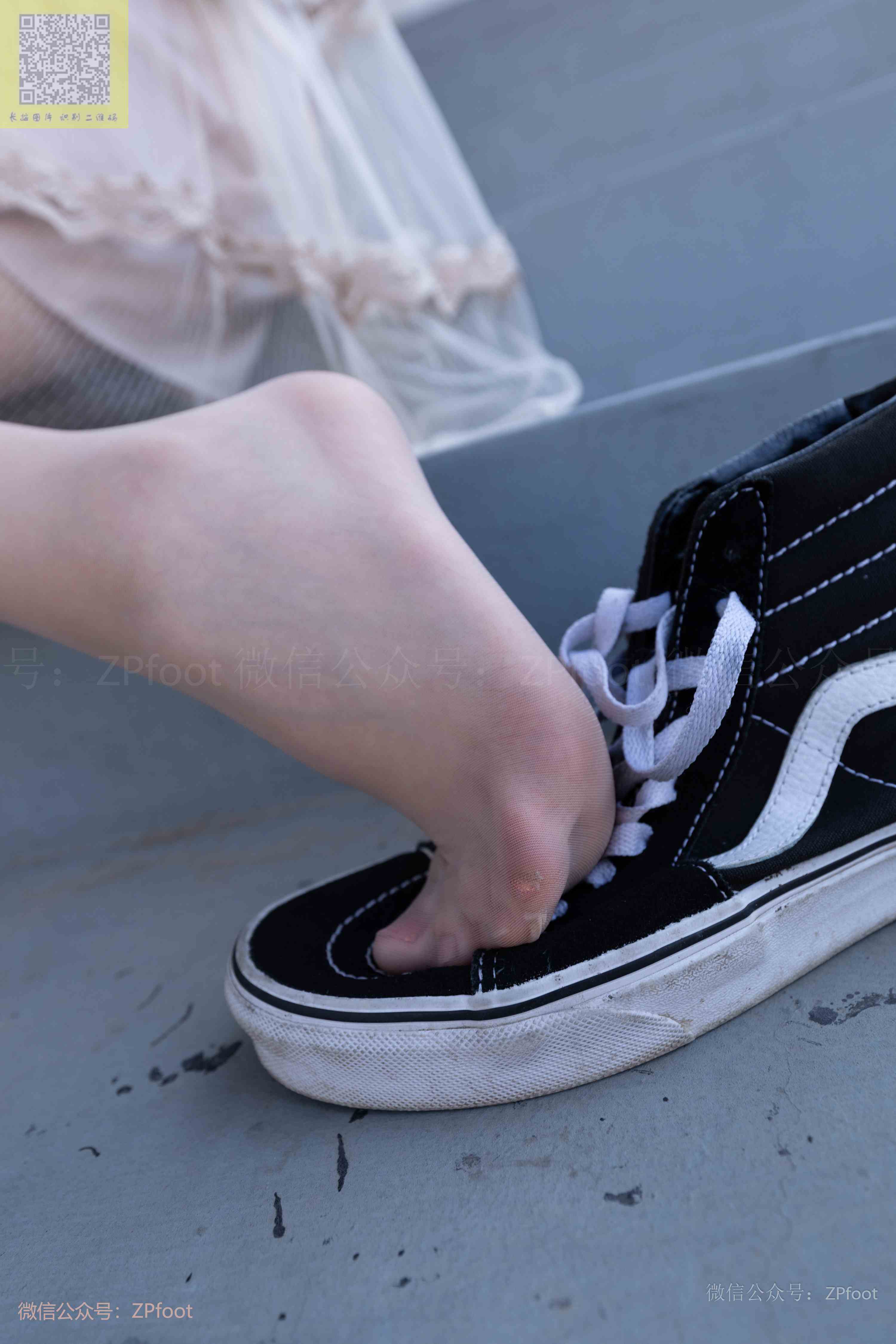 China Beauty Legs and feet 1312