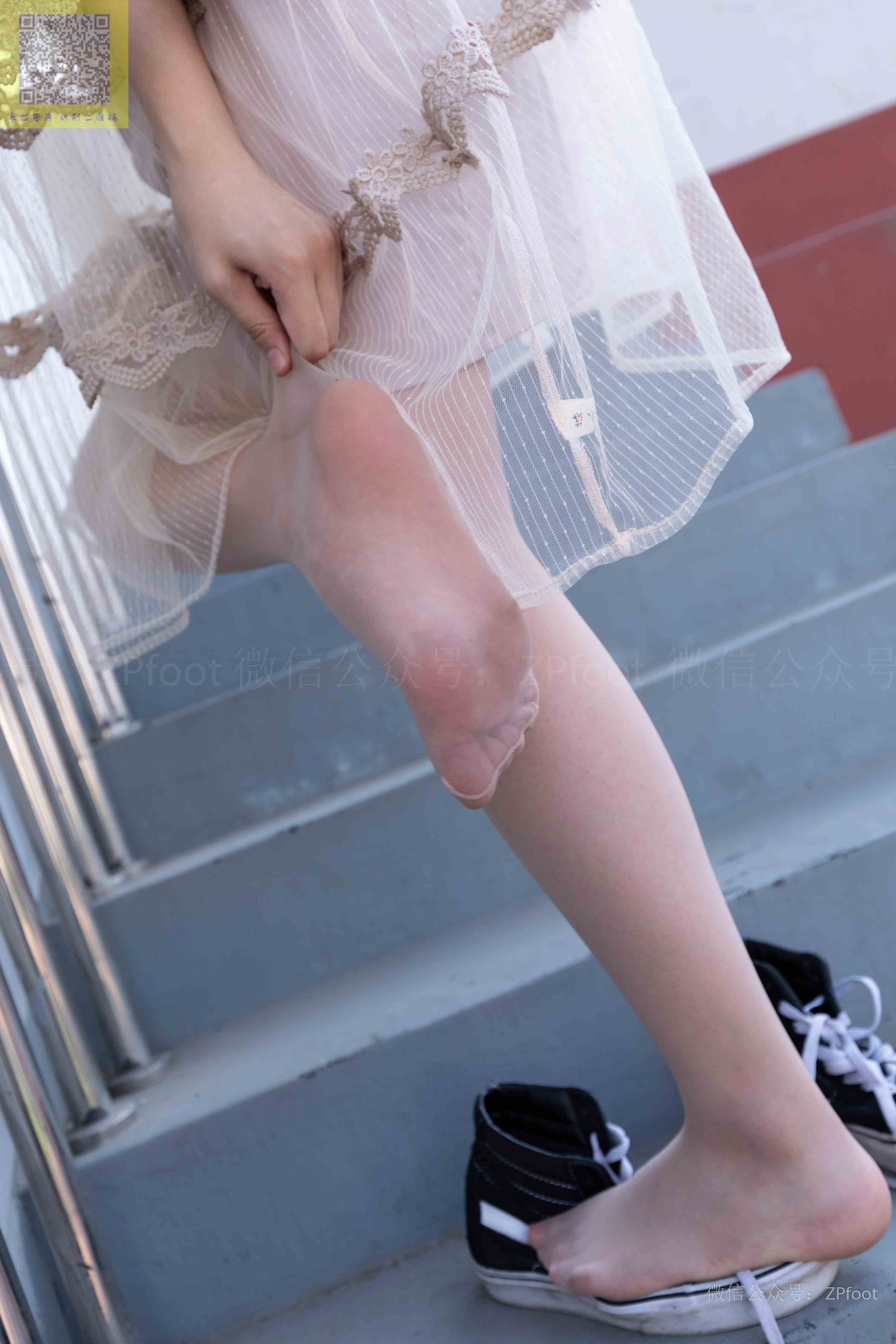 China Beauty Legs and feet 1312