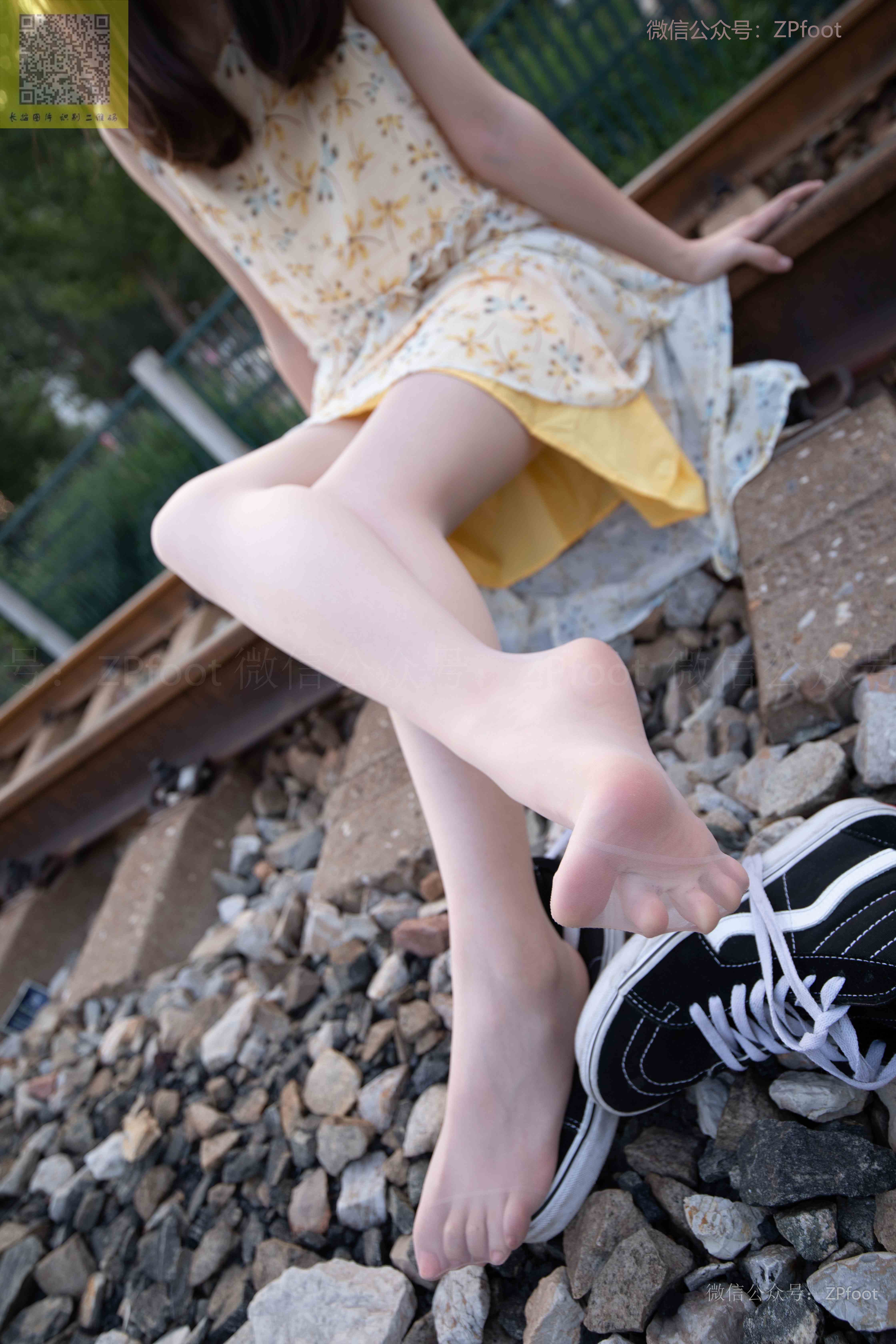 China Beauty Legs and feet 1323