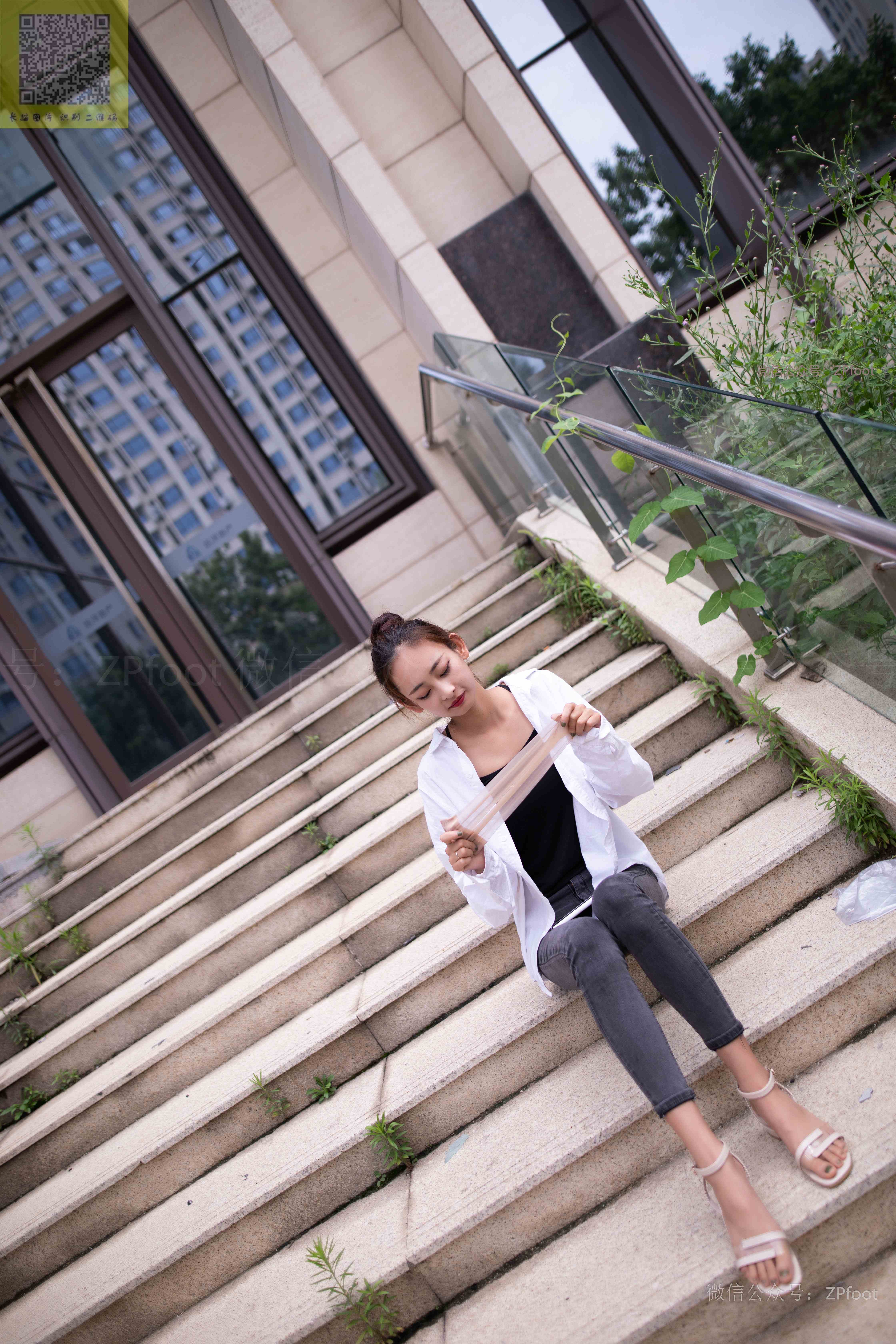 China Beauty Legs and feet 1326