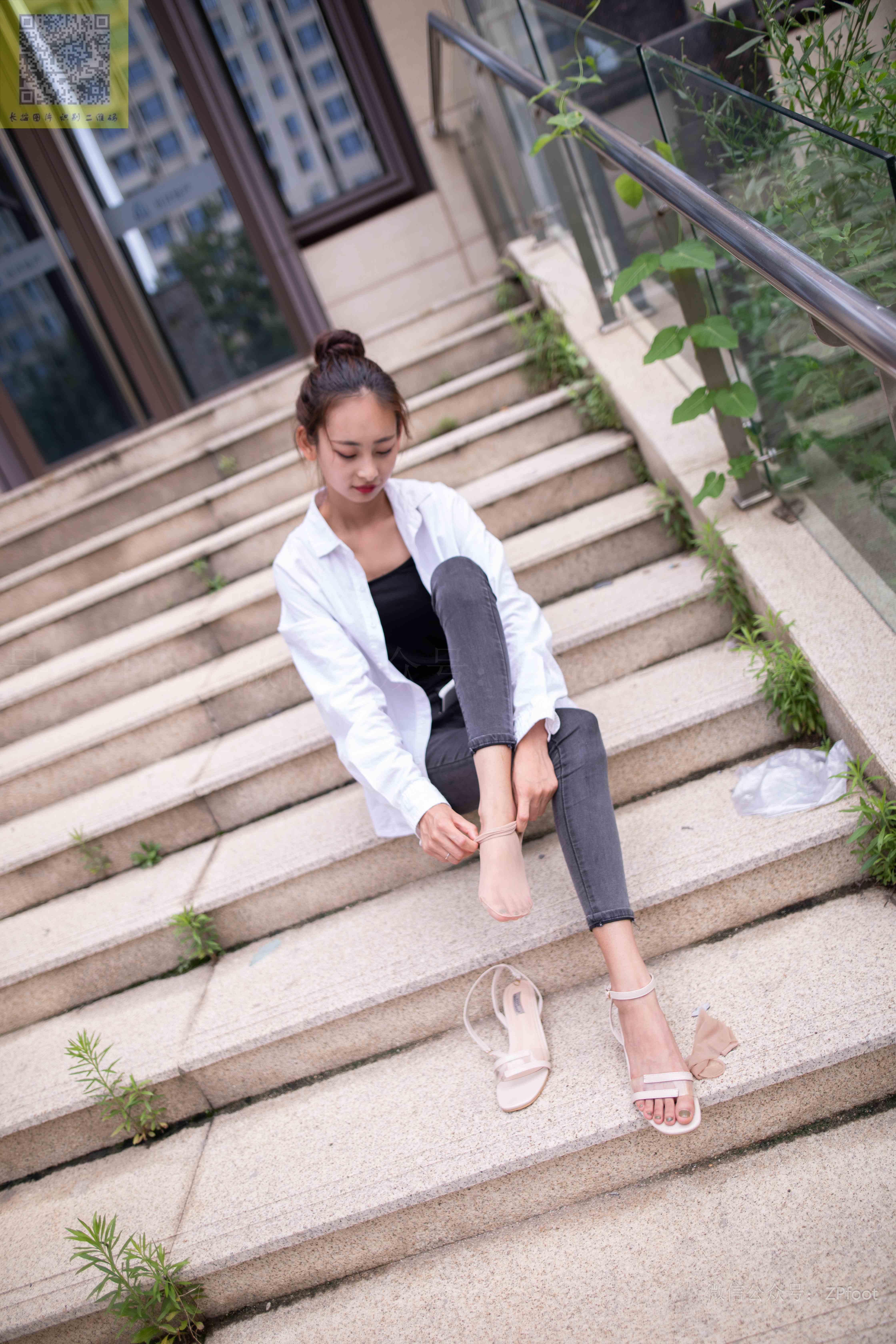 China Beauty Legs and feet 1326