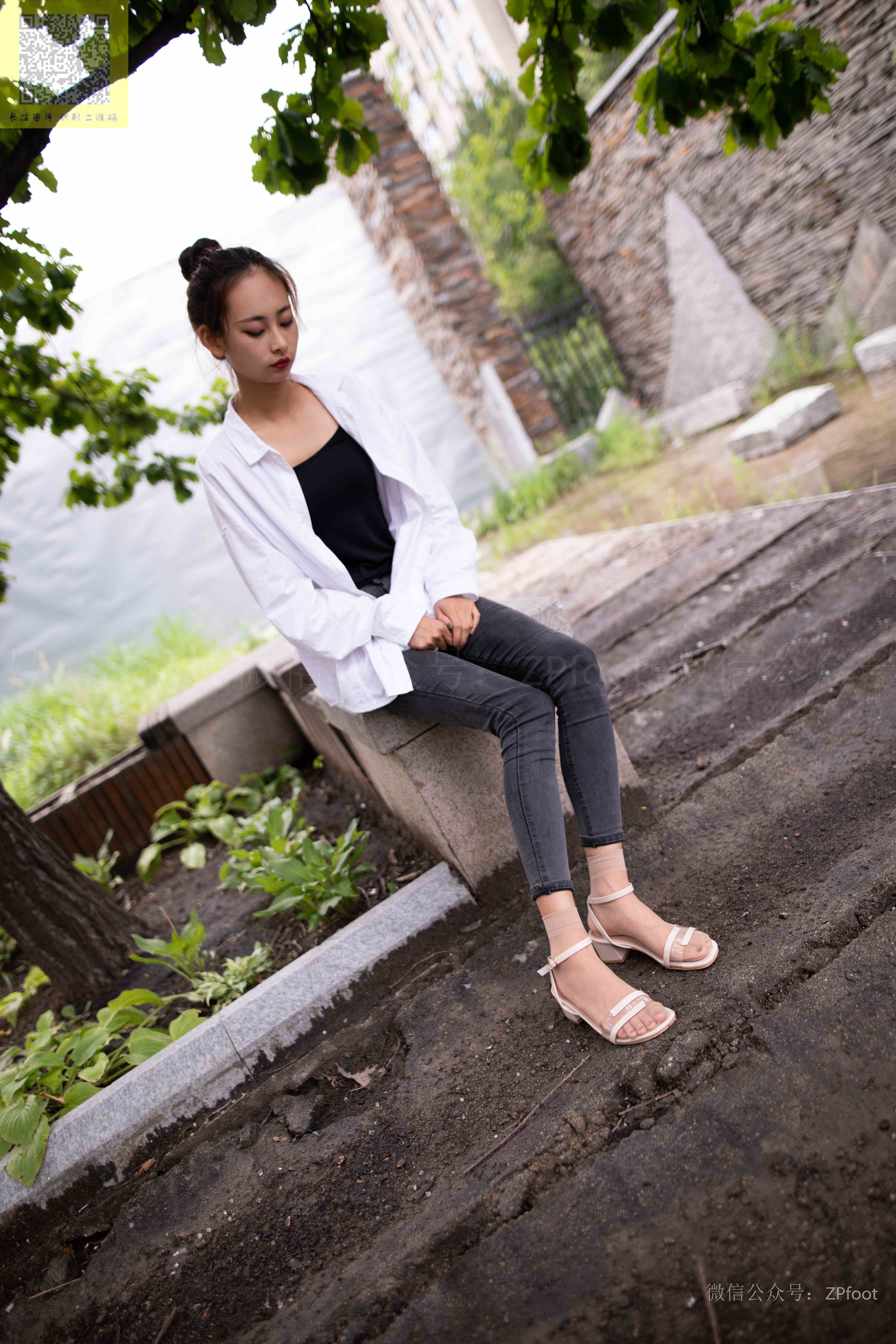 China Beauty Legs and feet 1326