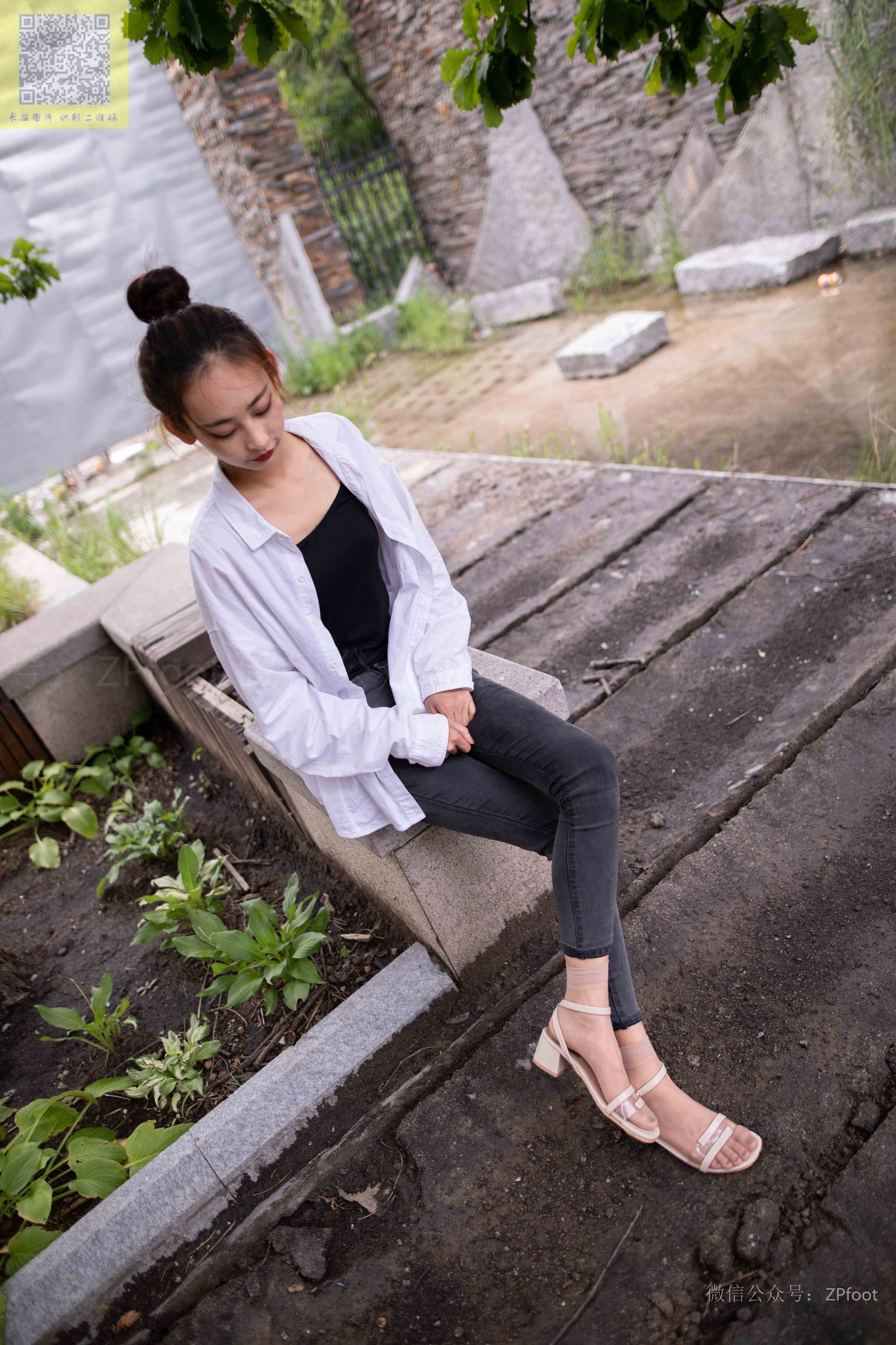 China Beauty Legs and feet 1326