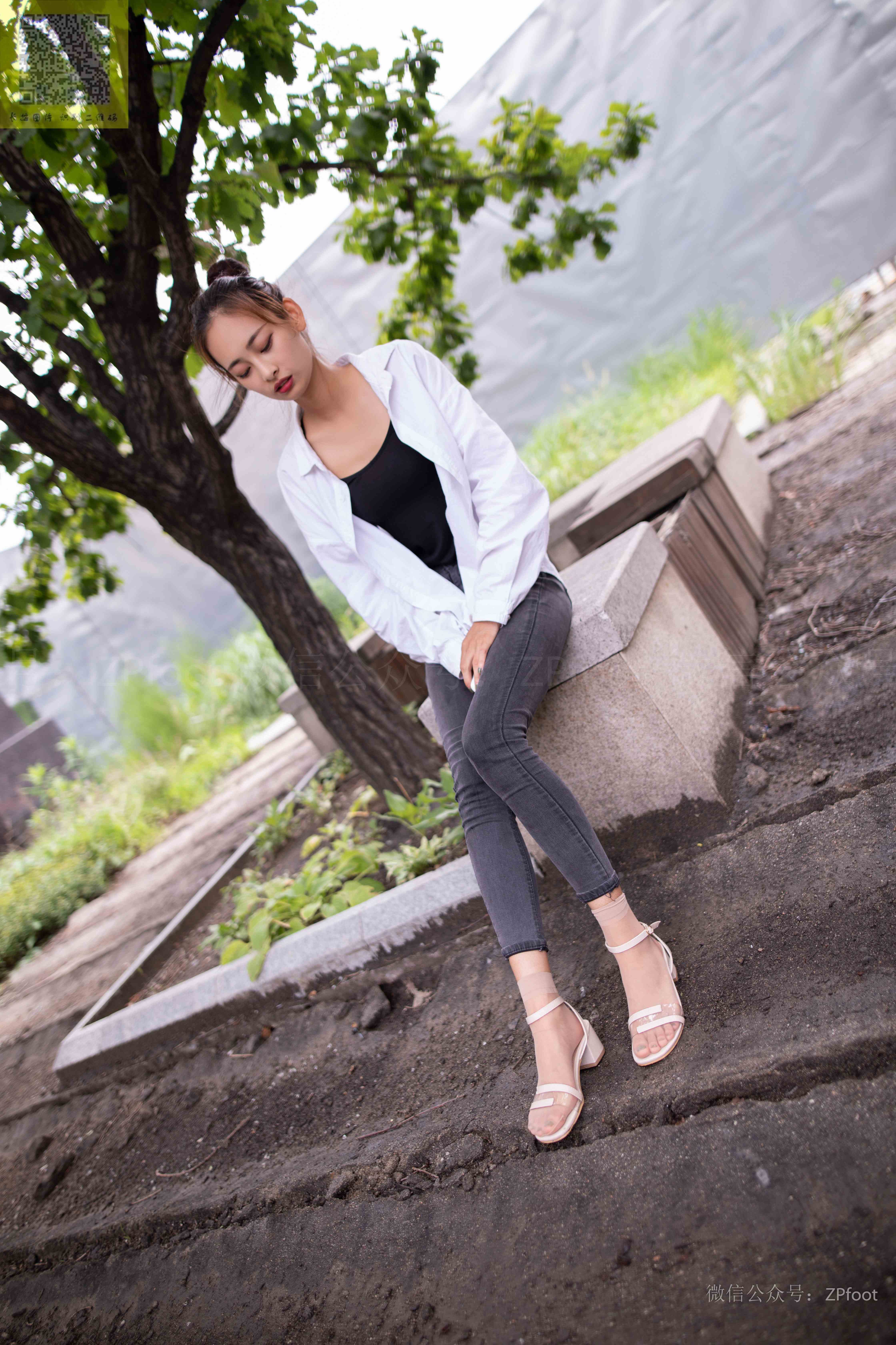 China Beauty Legs and feet 1326