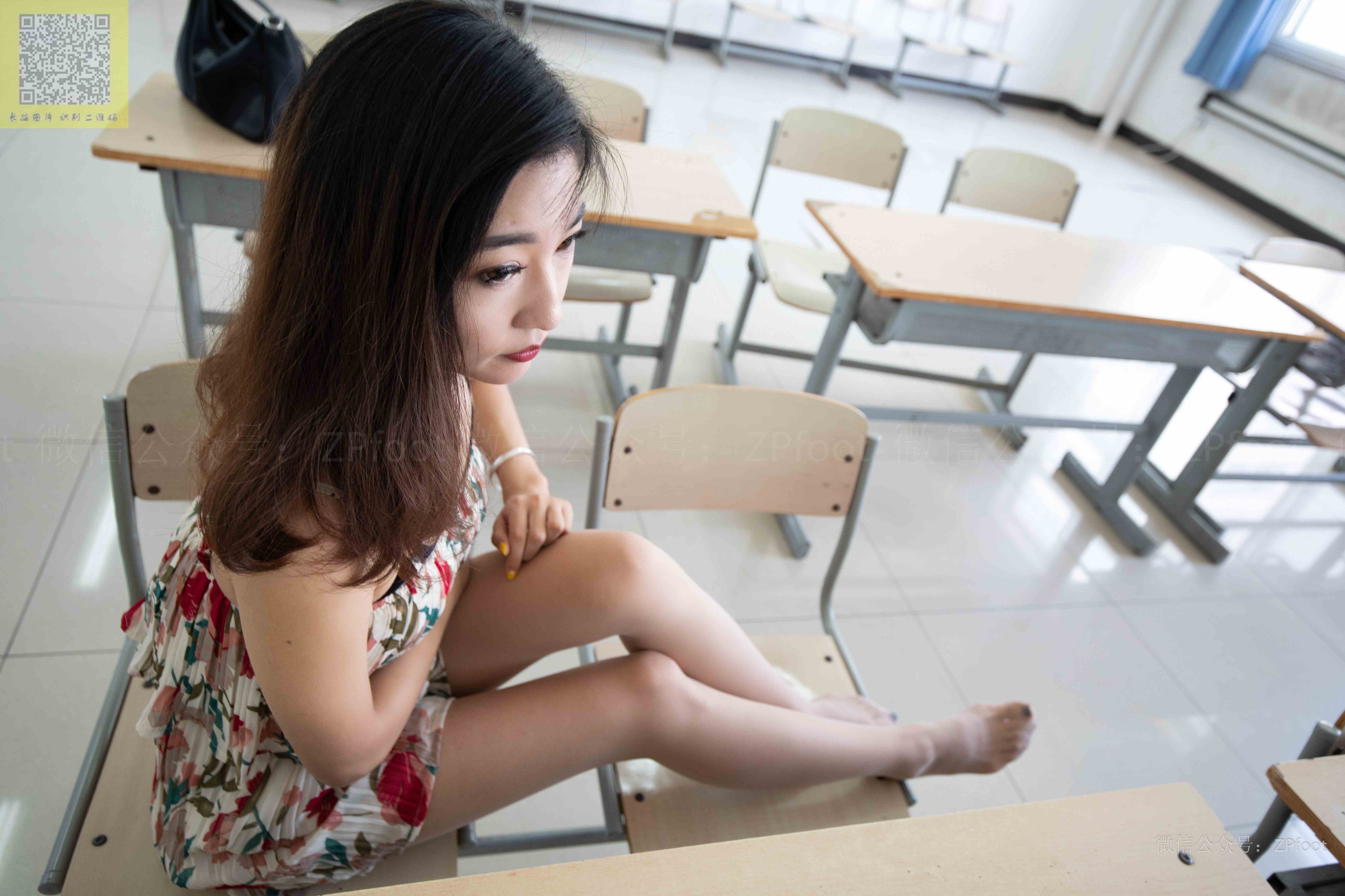 China Beauty Legs and feet 1328