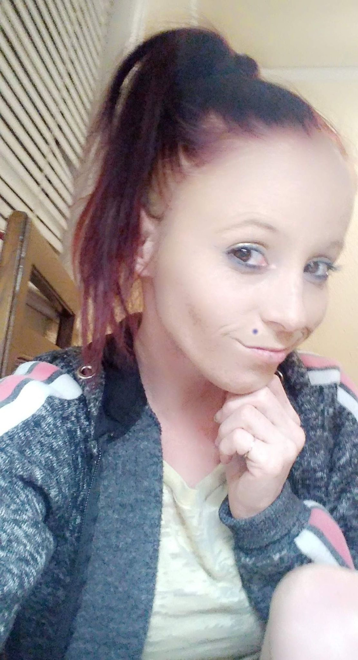 Alyssa Hart - old Photo