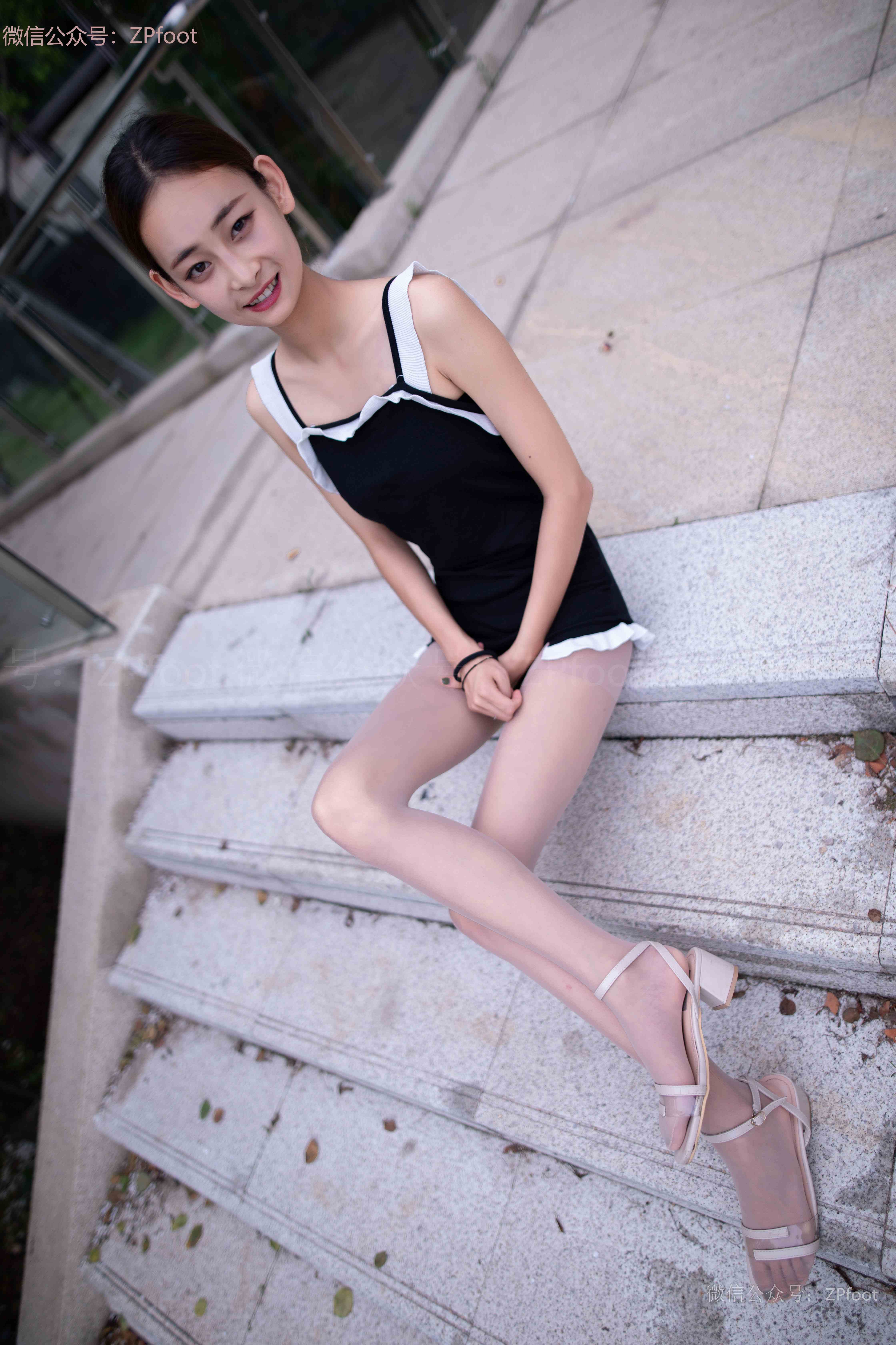 China Beauty Legs and feet 1331