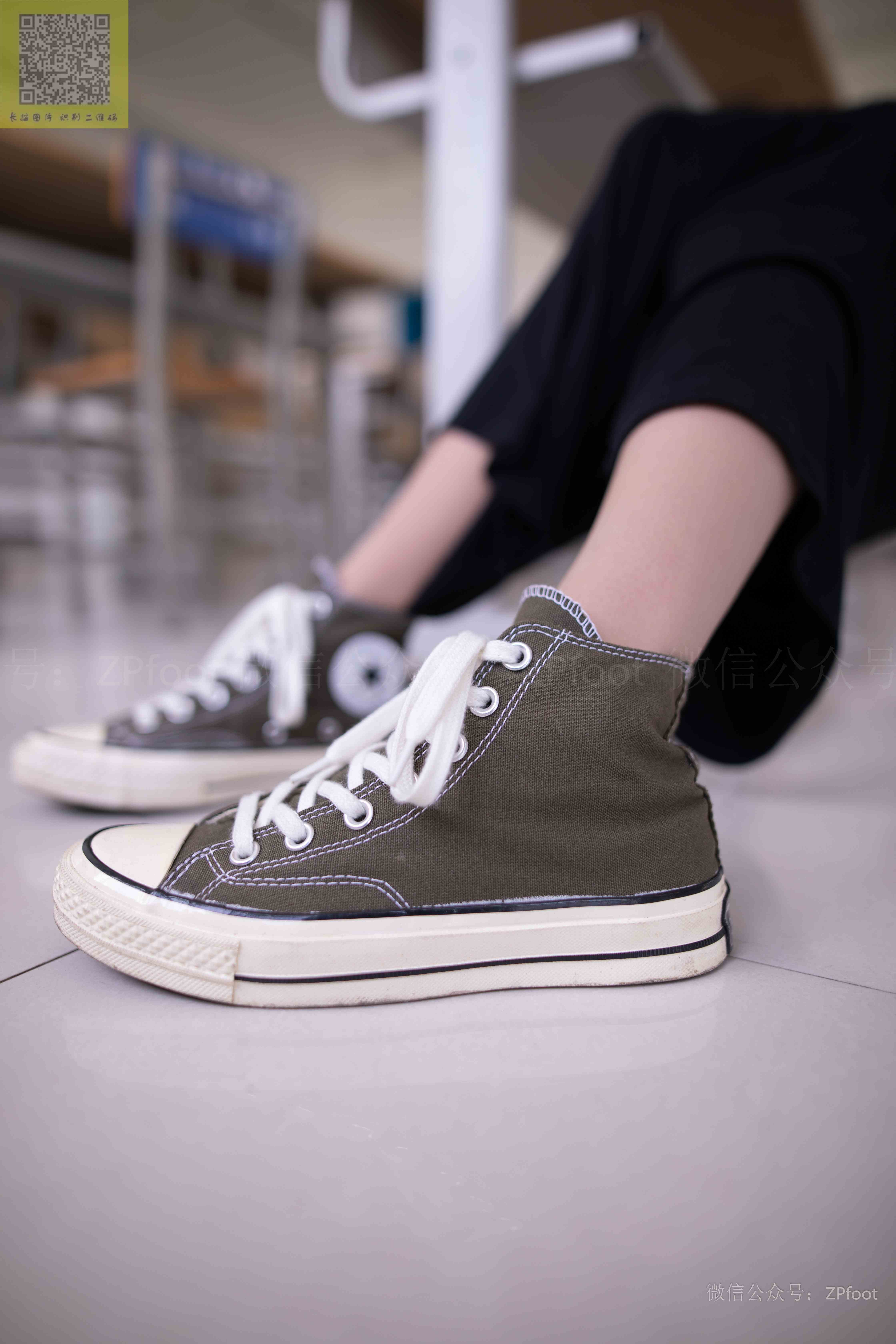 China Beauty Legs and feet 1336