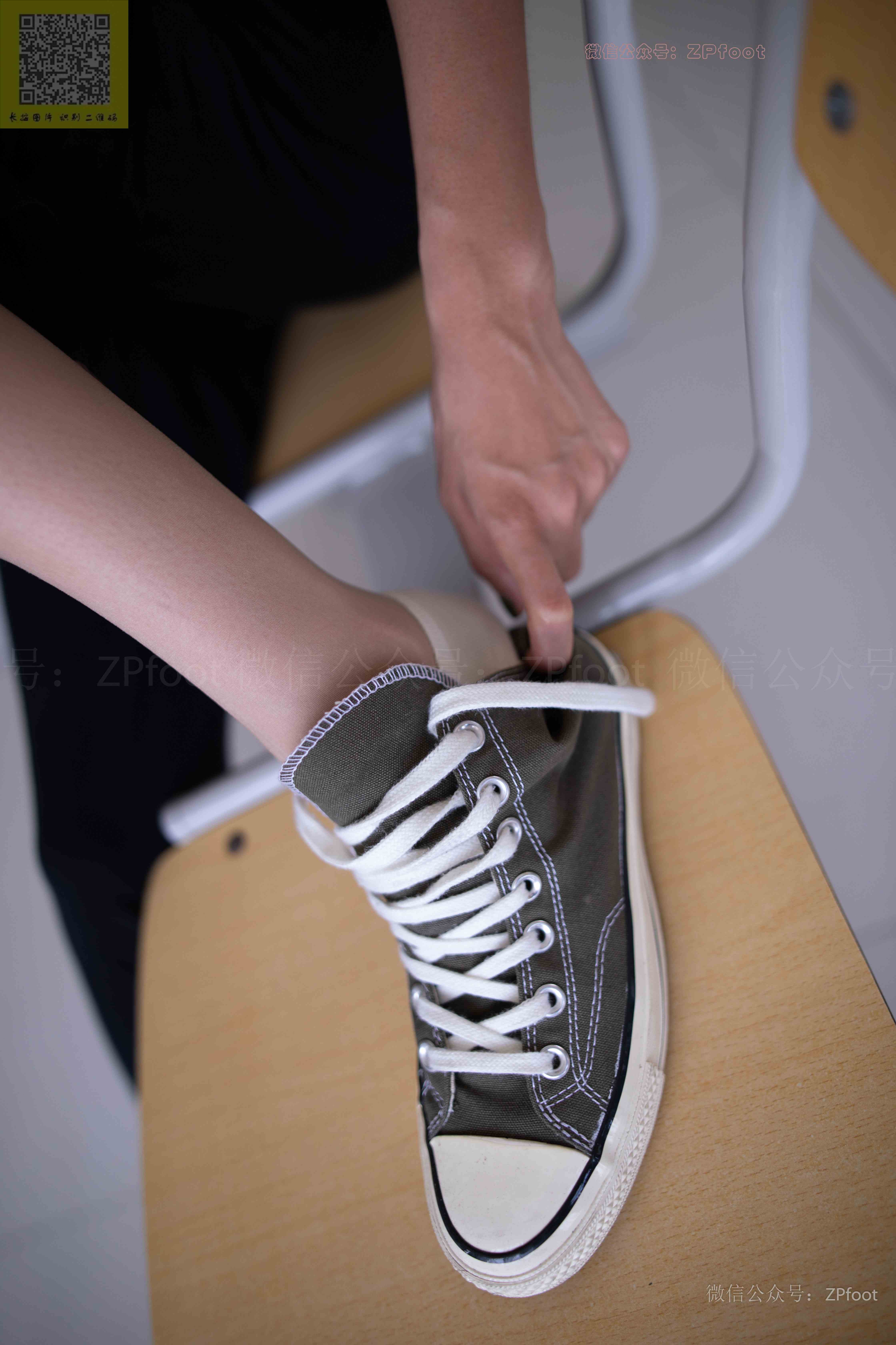 China Beauty Legs and feet 1336