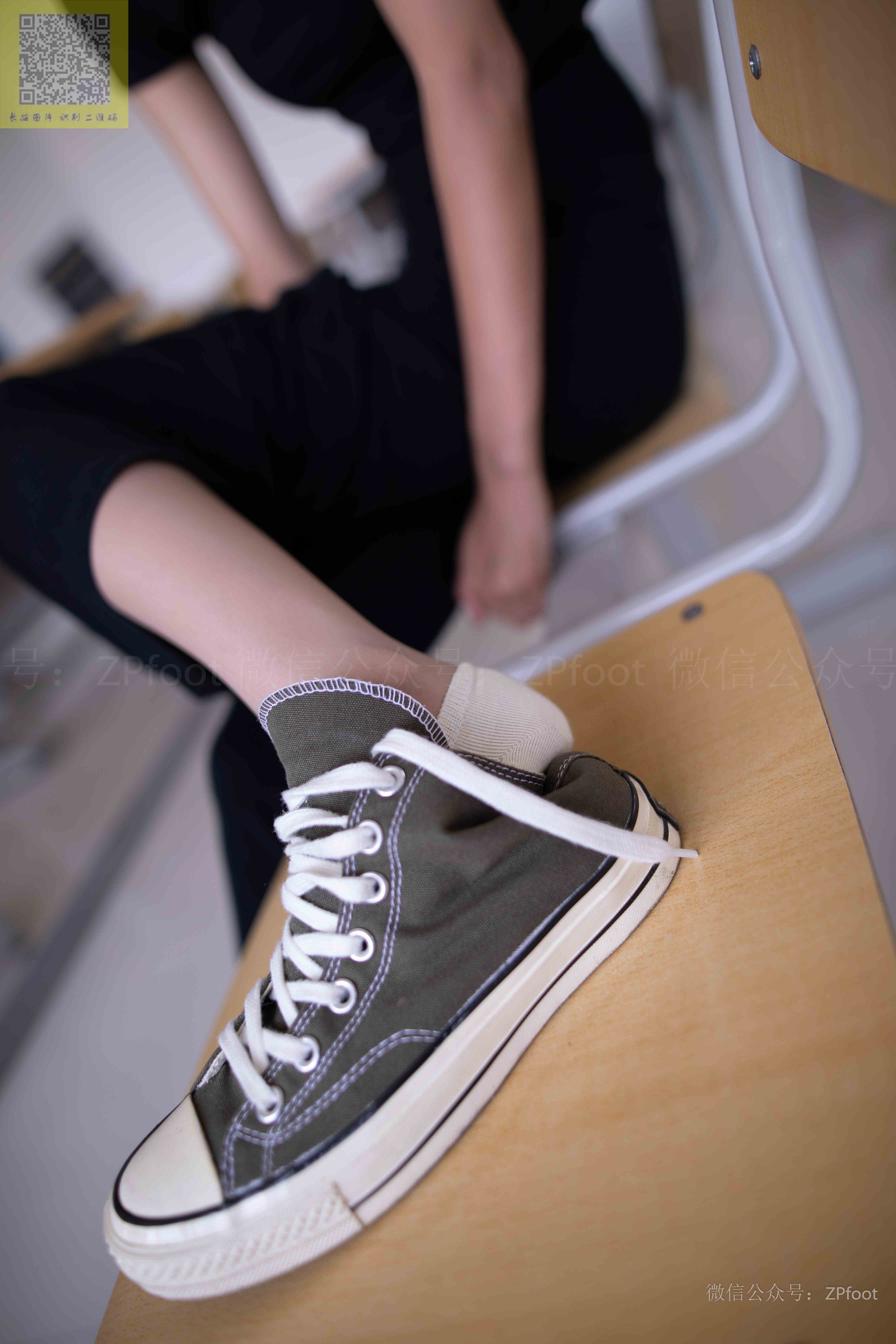 China Beauty Legs and feet 1336