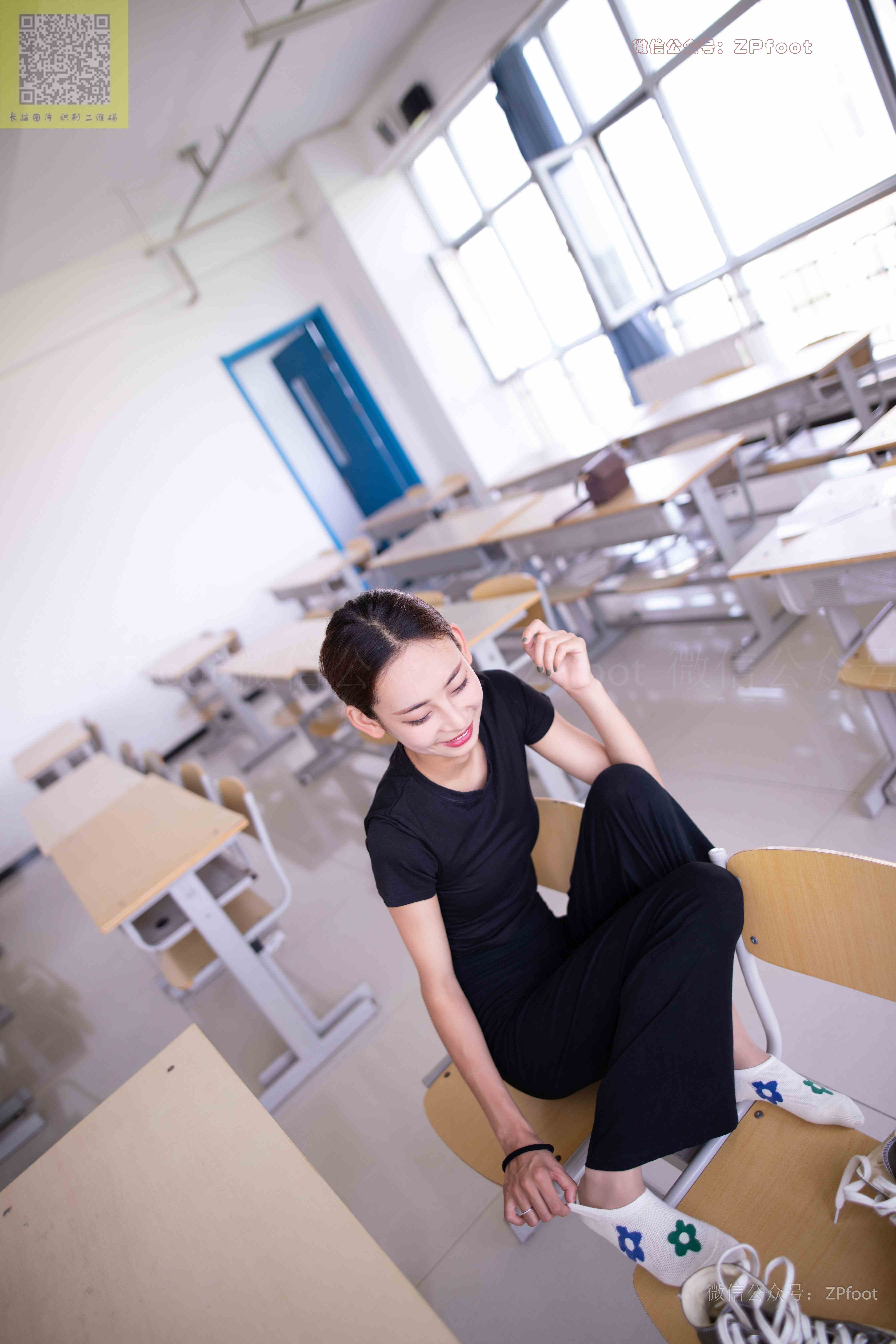 China Beauty Legs and feet 1336