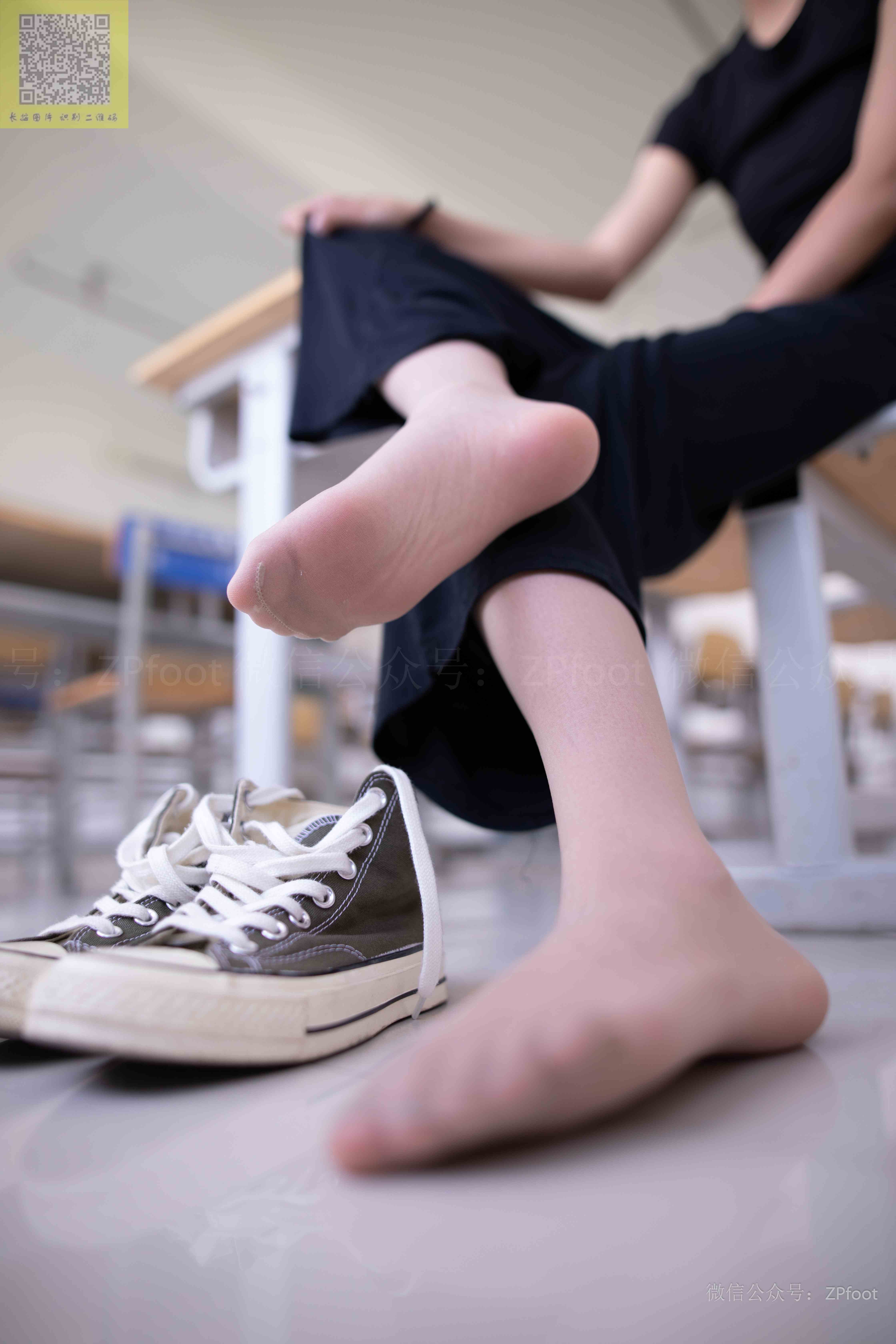 China Beauty Legs and feet 1336