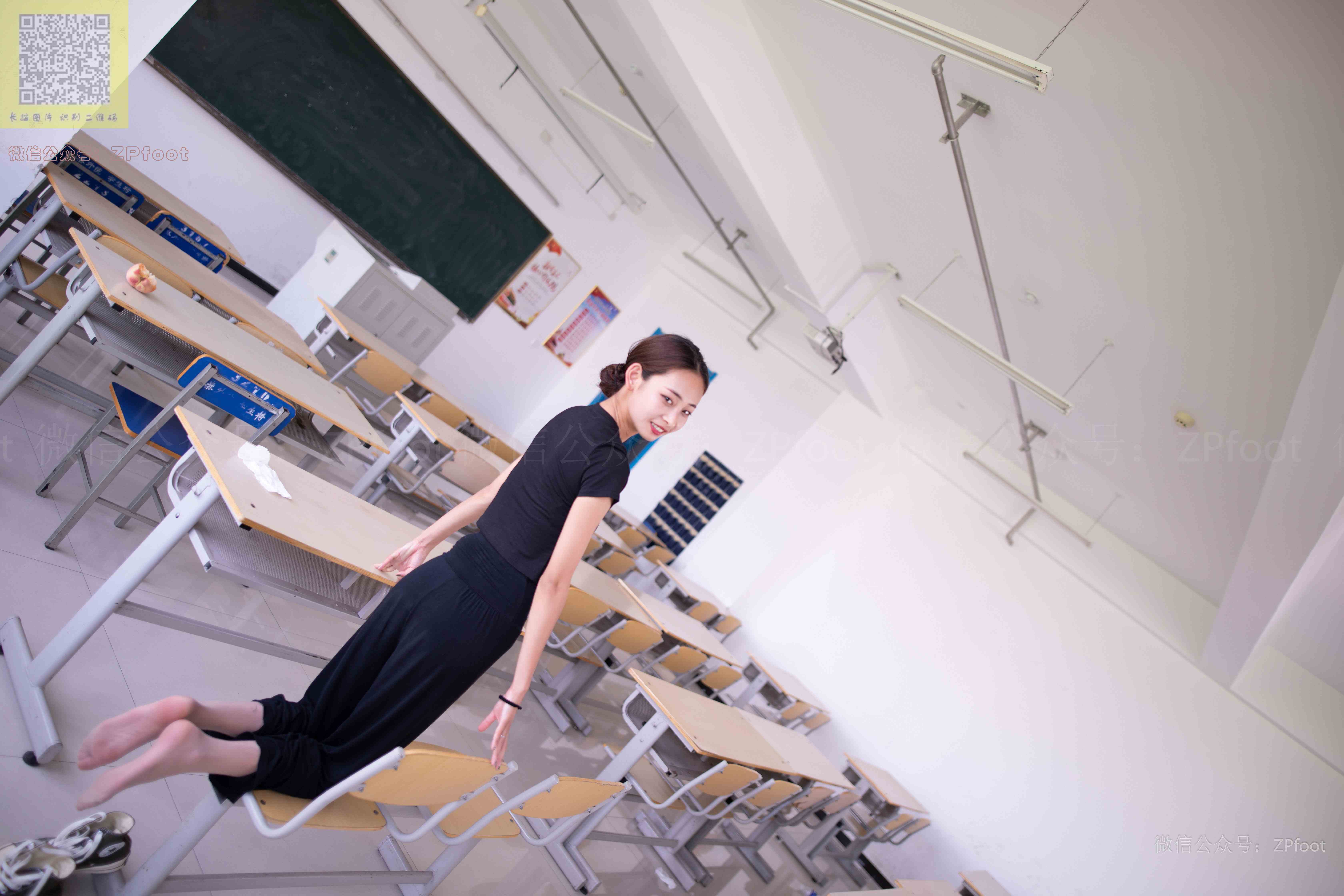 China Beauty Legs and feet 1336