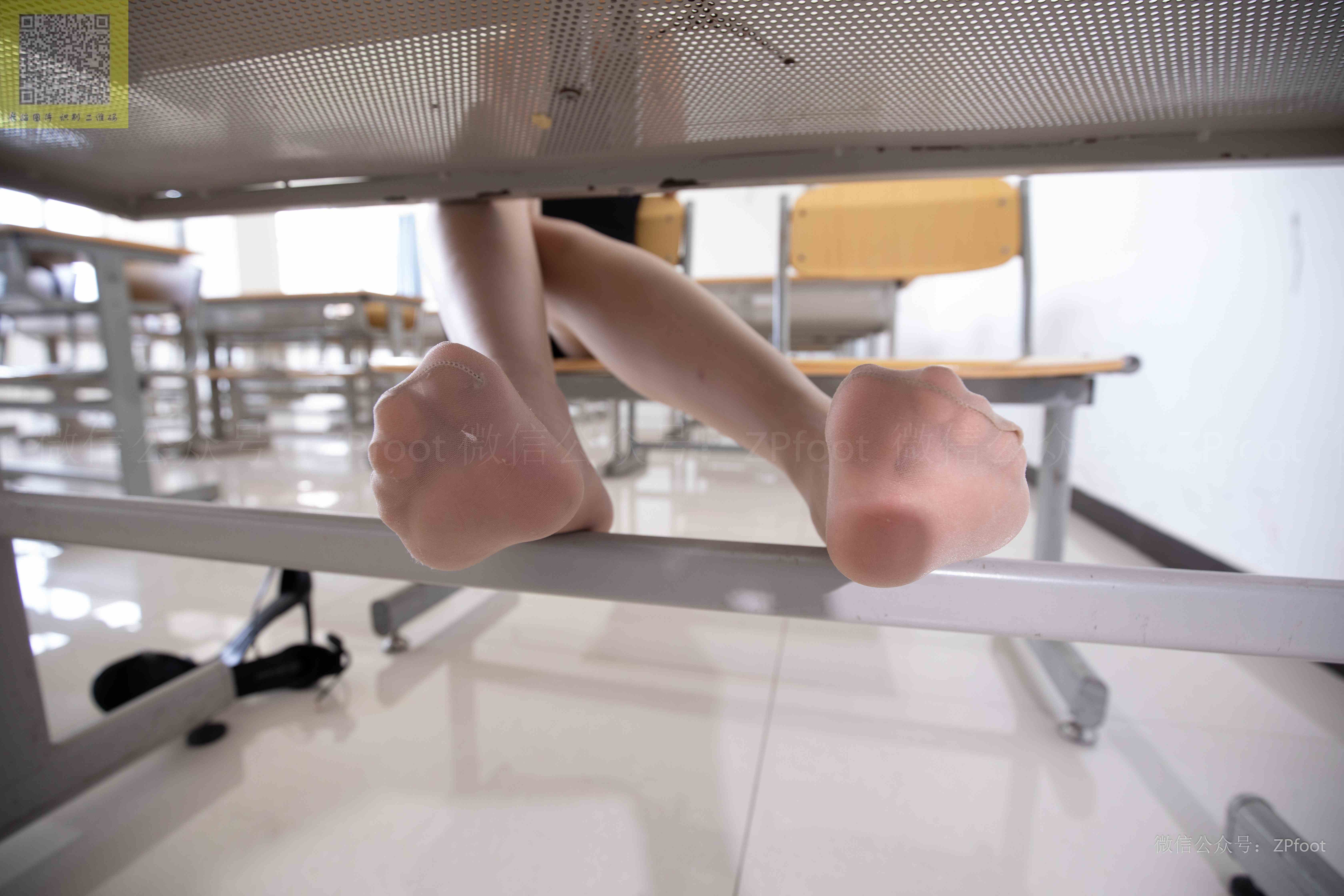 China Beauty Legs and feet 1342