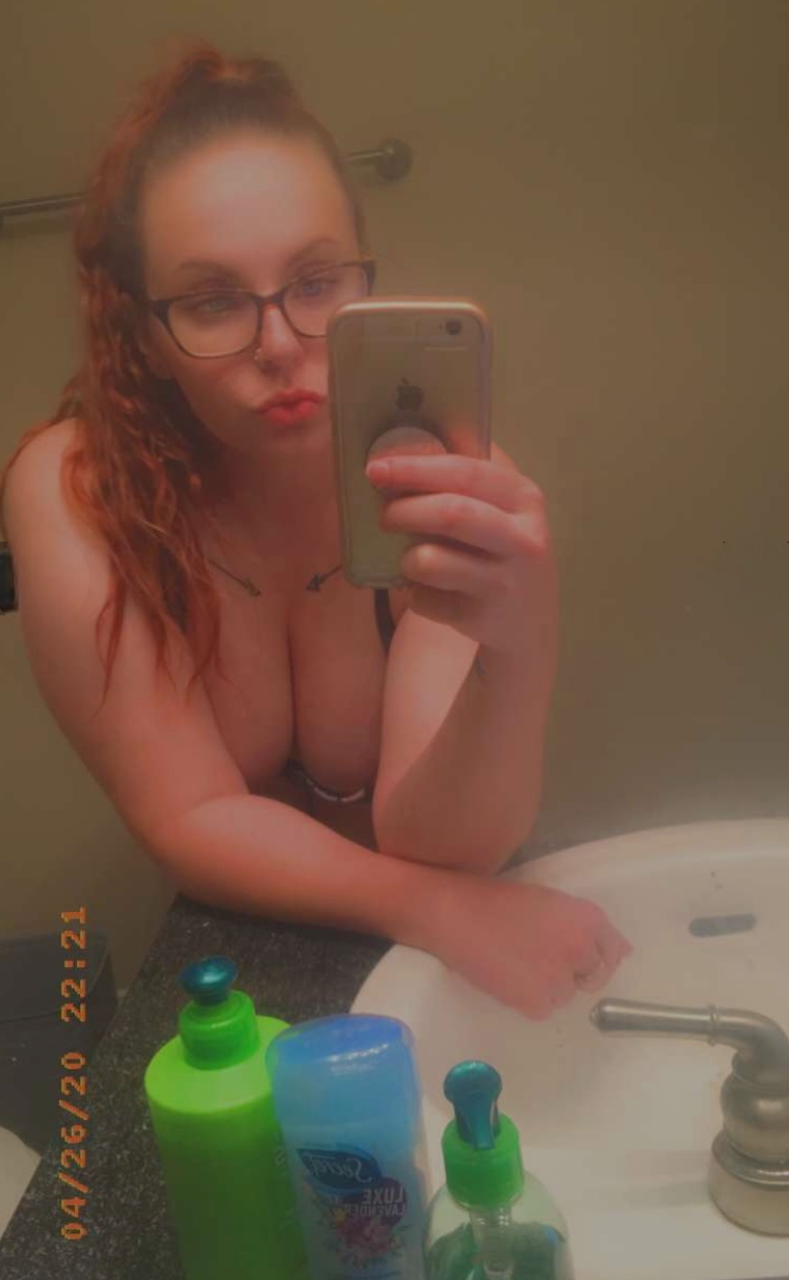 Selfie Fuckslut Whore Rachel Shameless Spreading Slag Cunt