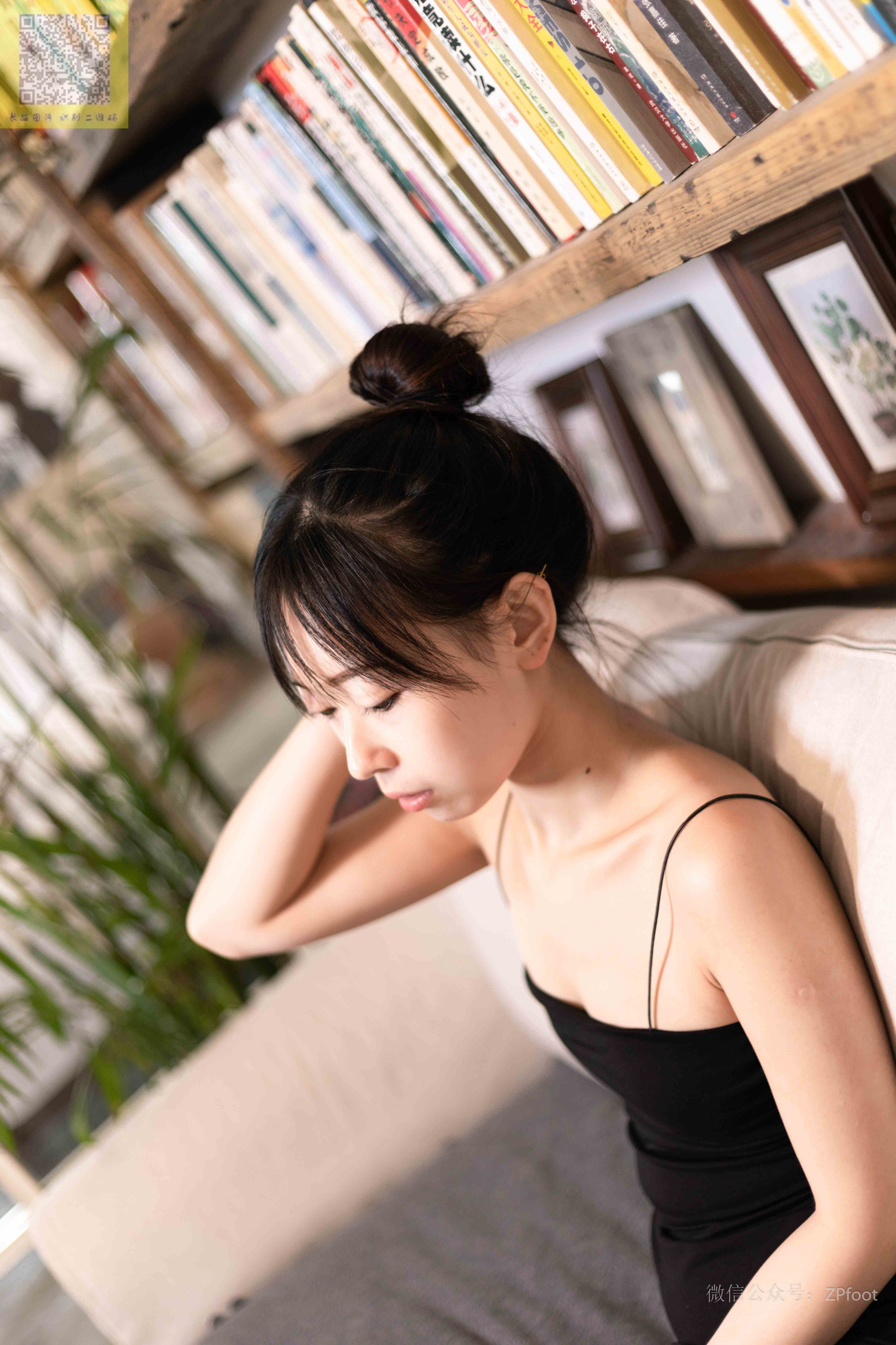 China Beauty Legs and feet 1349