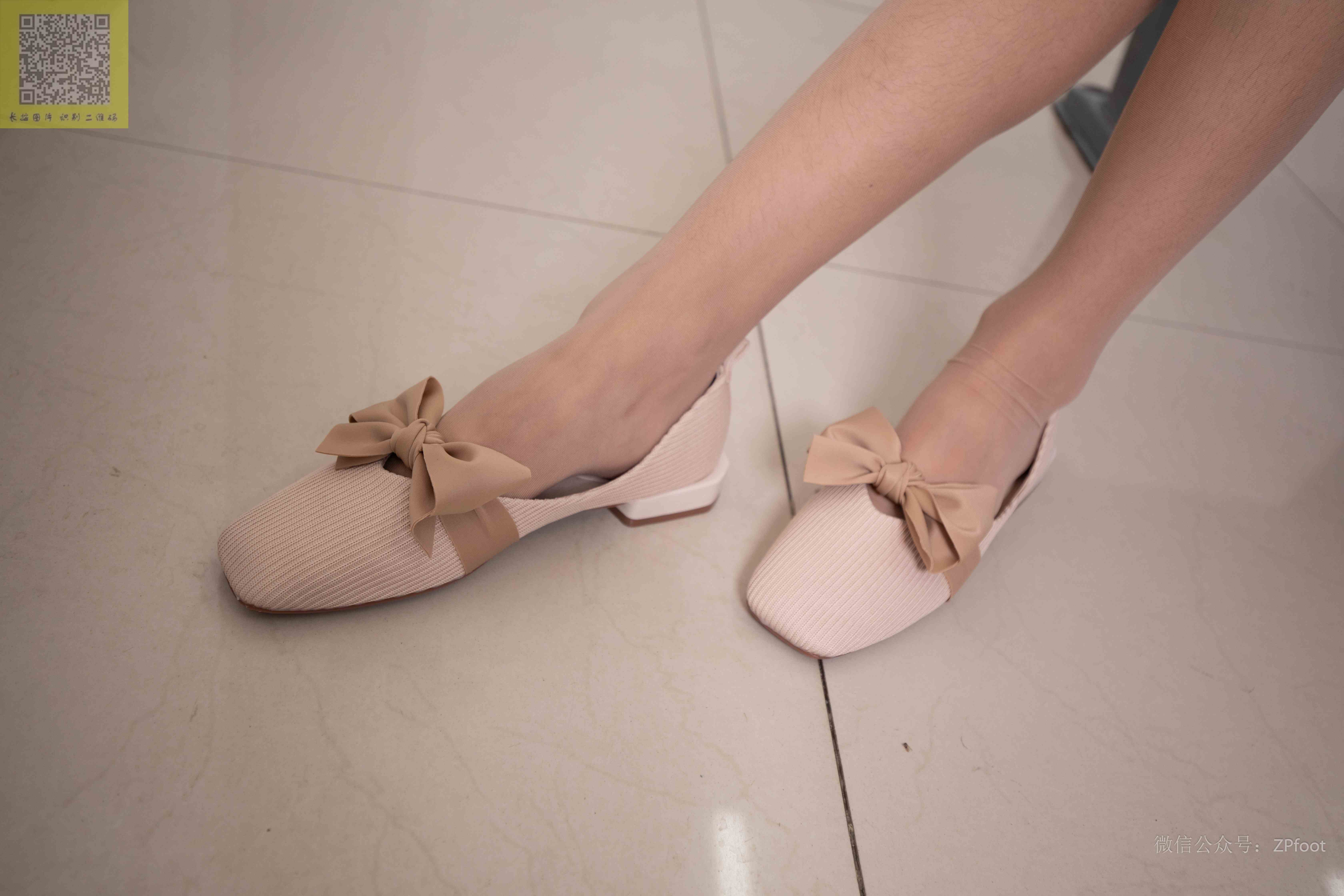 China Beauty Legs and feet 1350