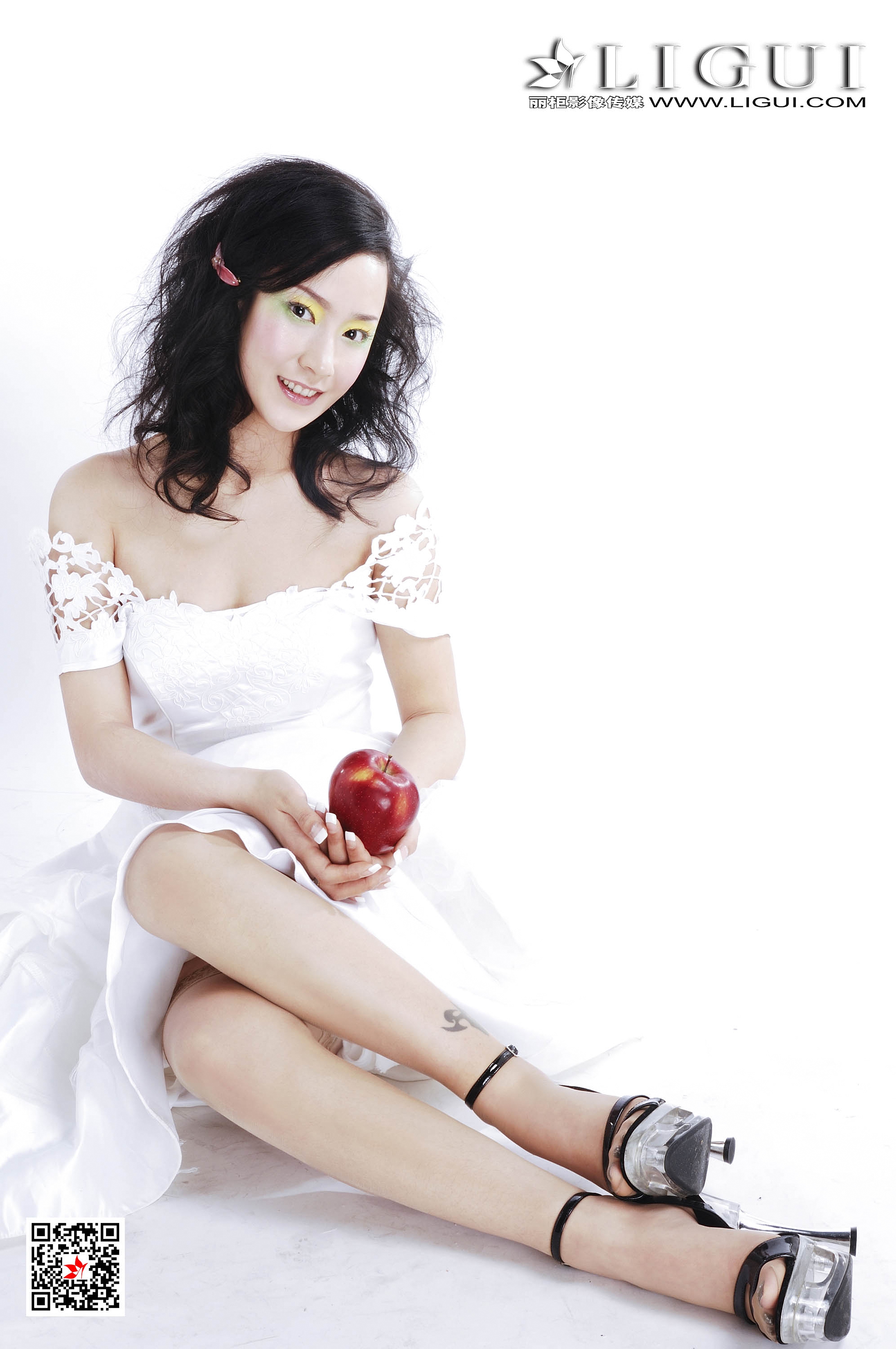 pretty lady dirty feet 123