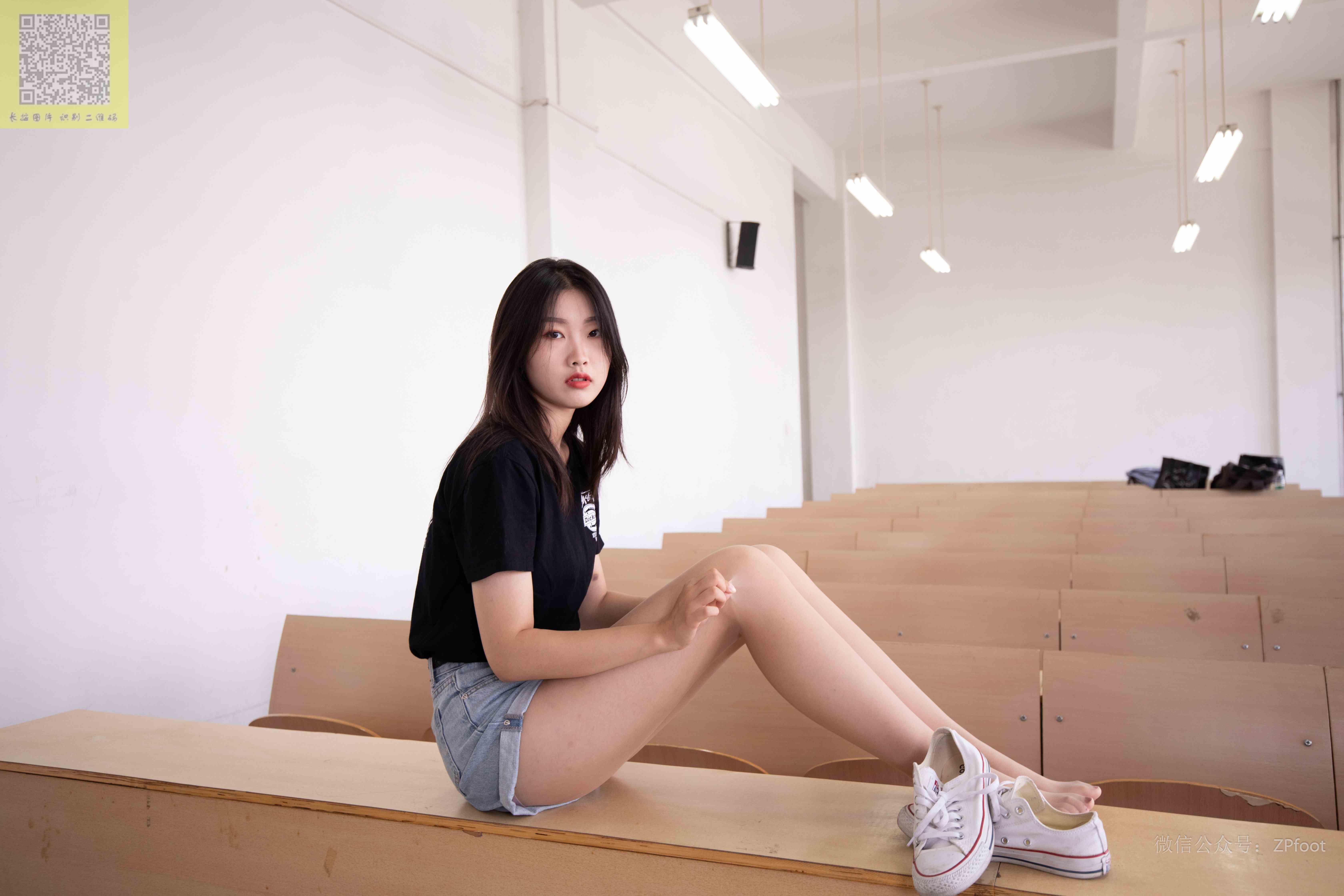 China Beauty Legs and feet 1351