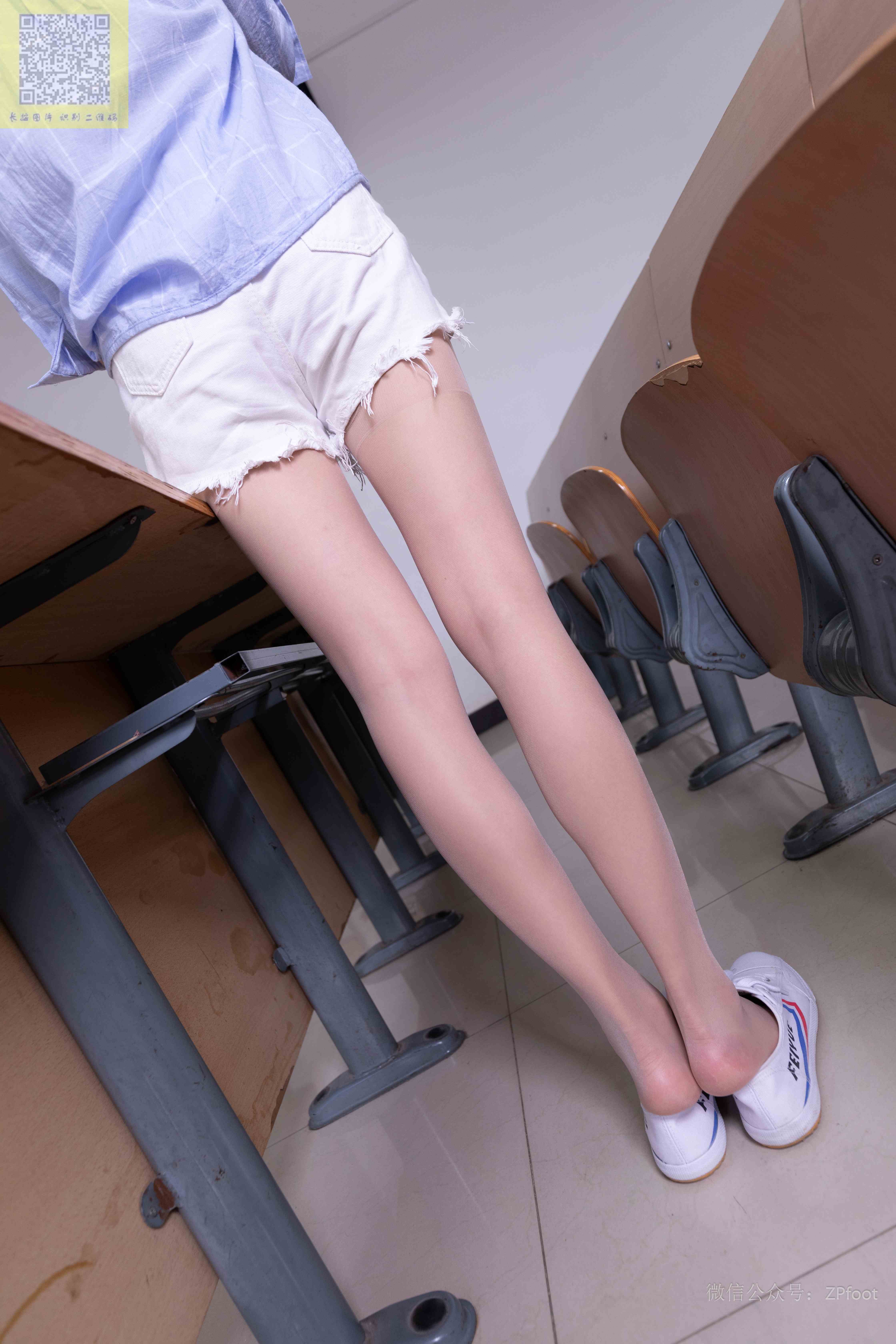 China Beauty Legs and feet 1352