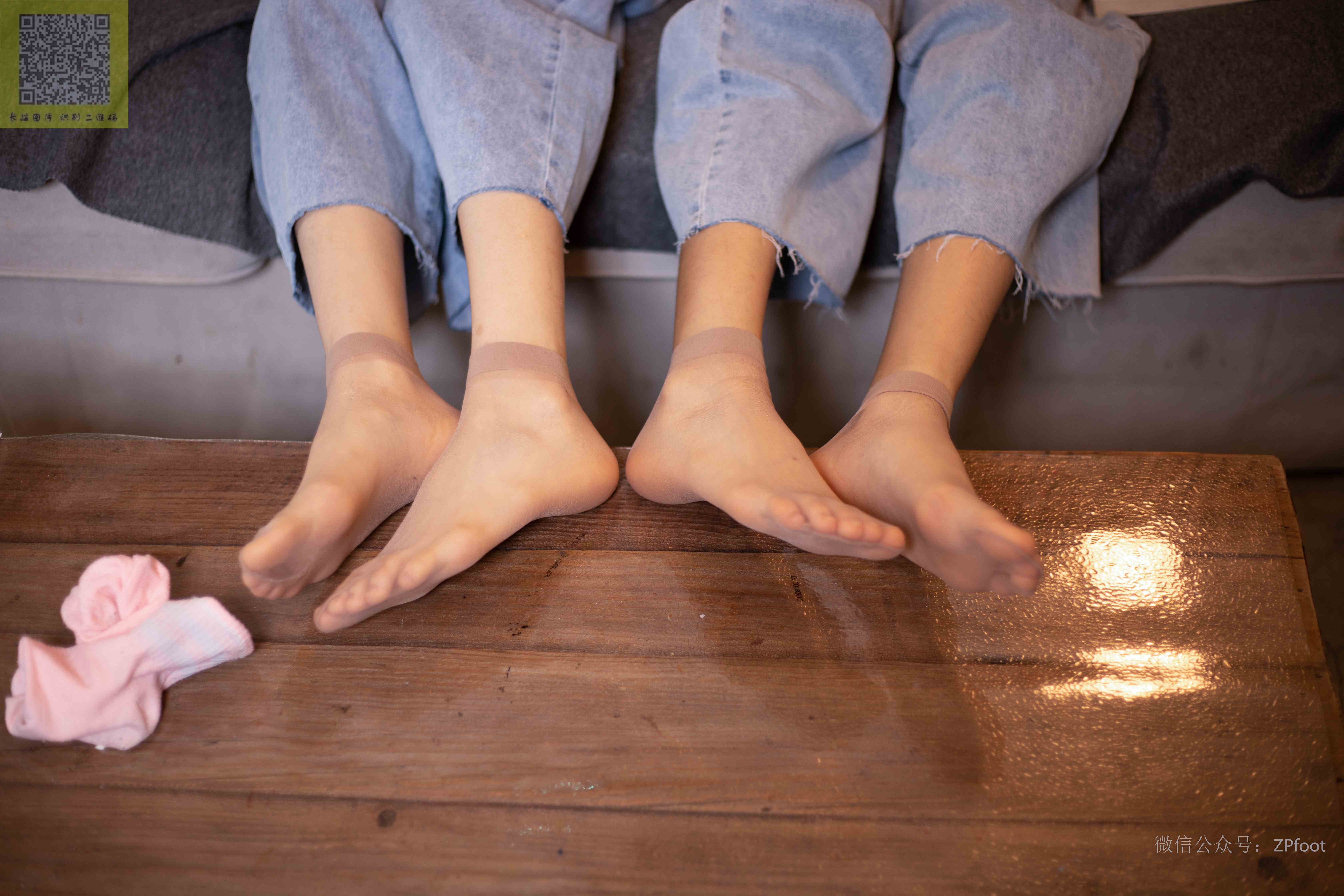 China Beauty Legs and feet 1353