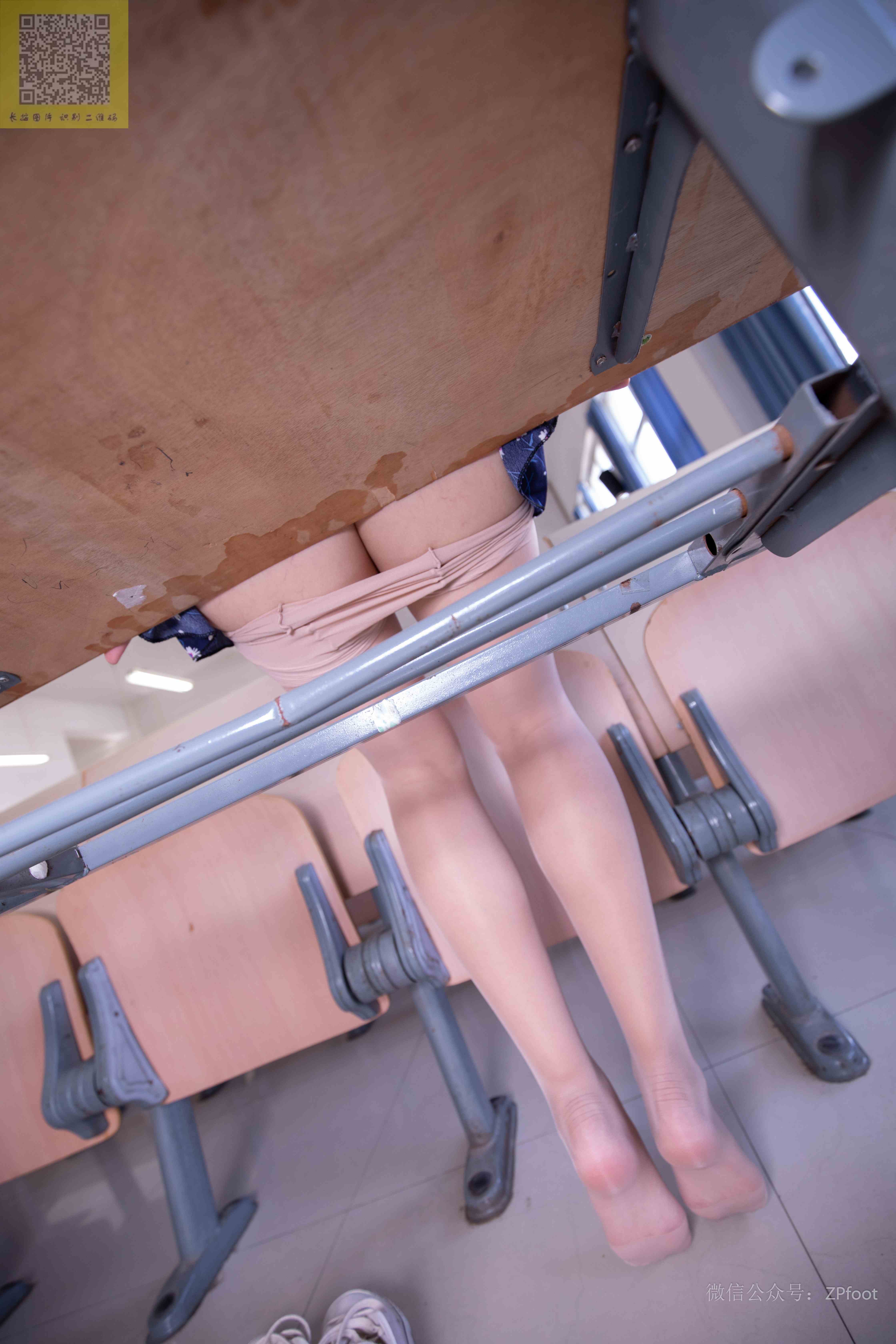 China Beauty Legs and feet 1354