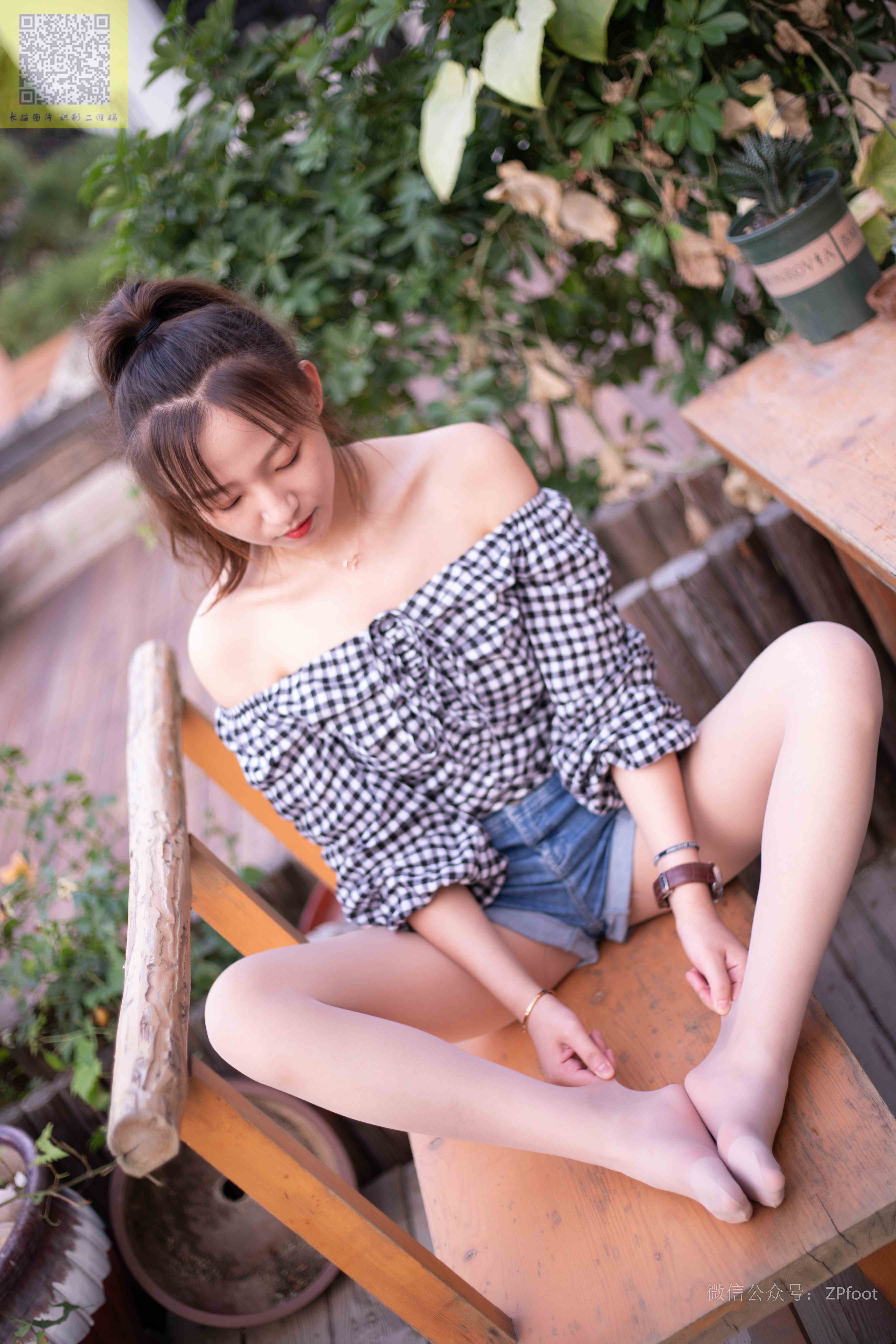 China Beauty Legs and feet 1355