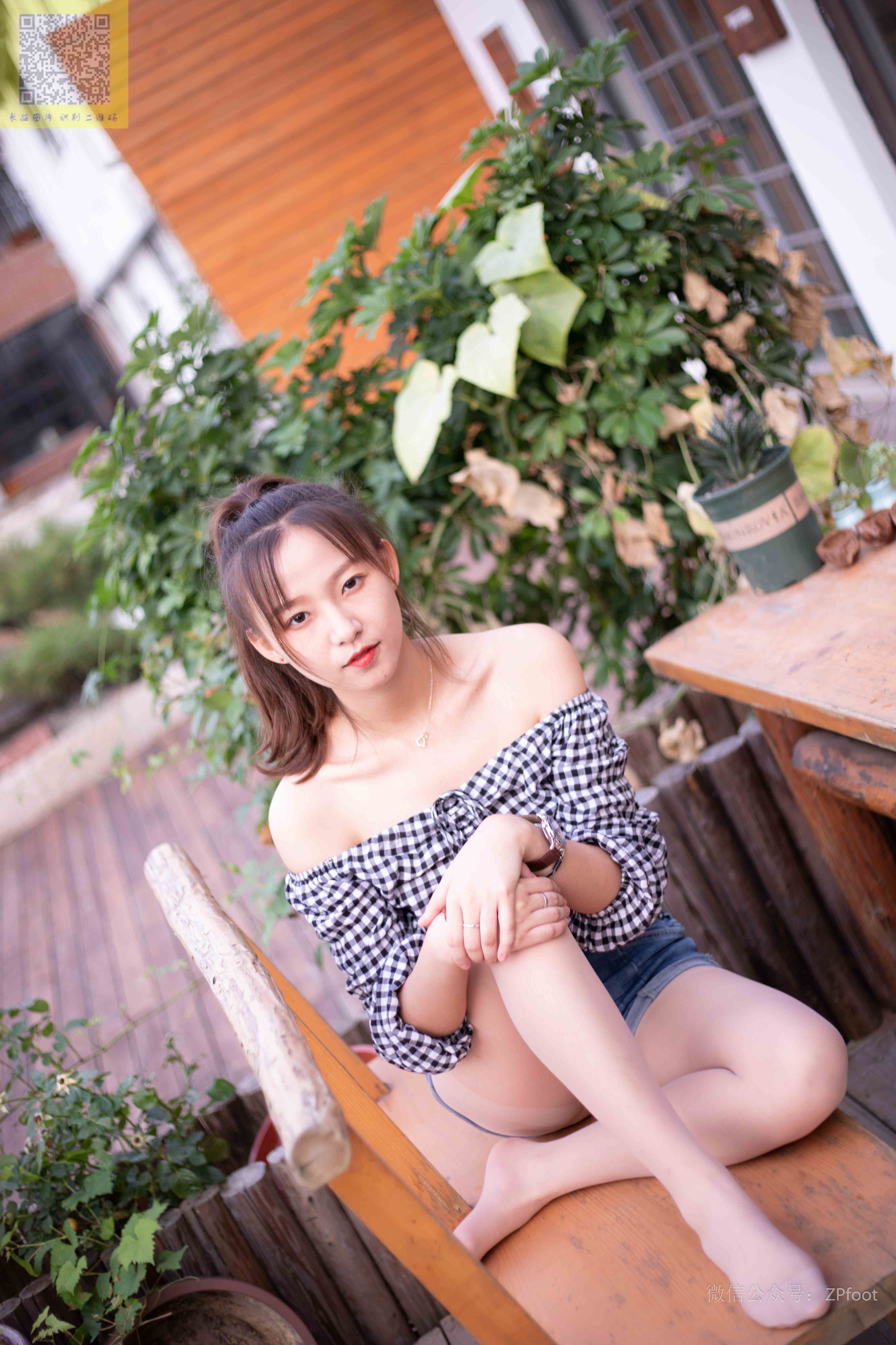 China Beauty Legs and feet 1355