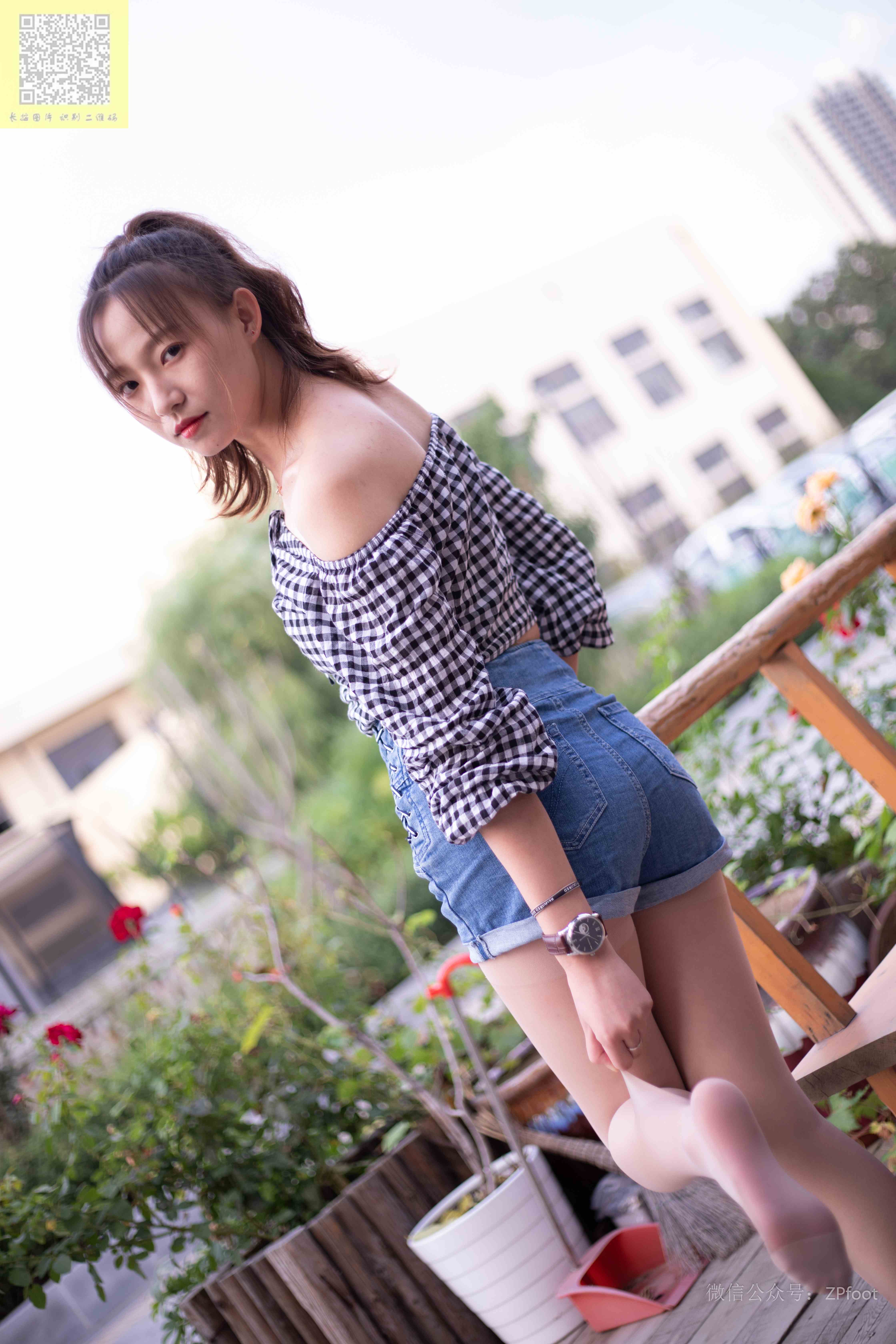 China Beauty Legs and feet 1355