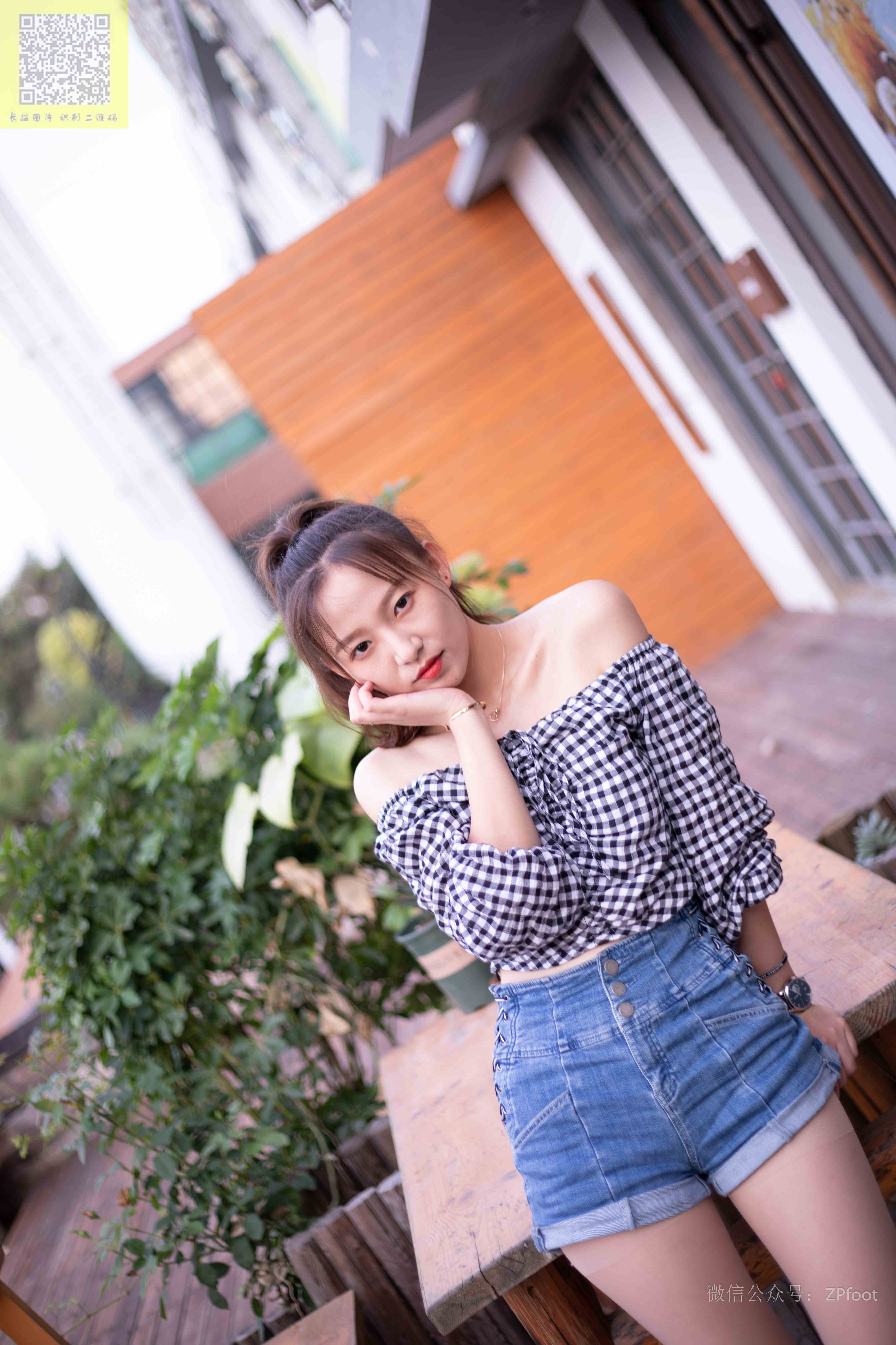 China Beauty Legs and feet 1355