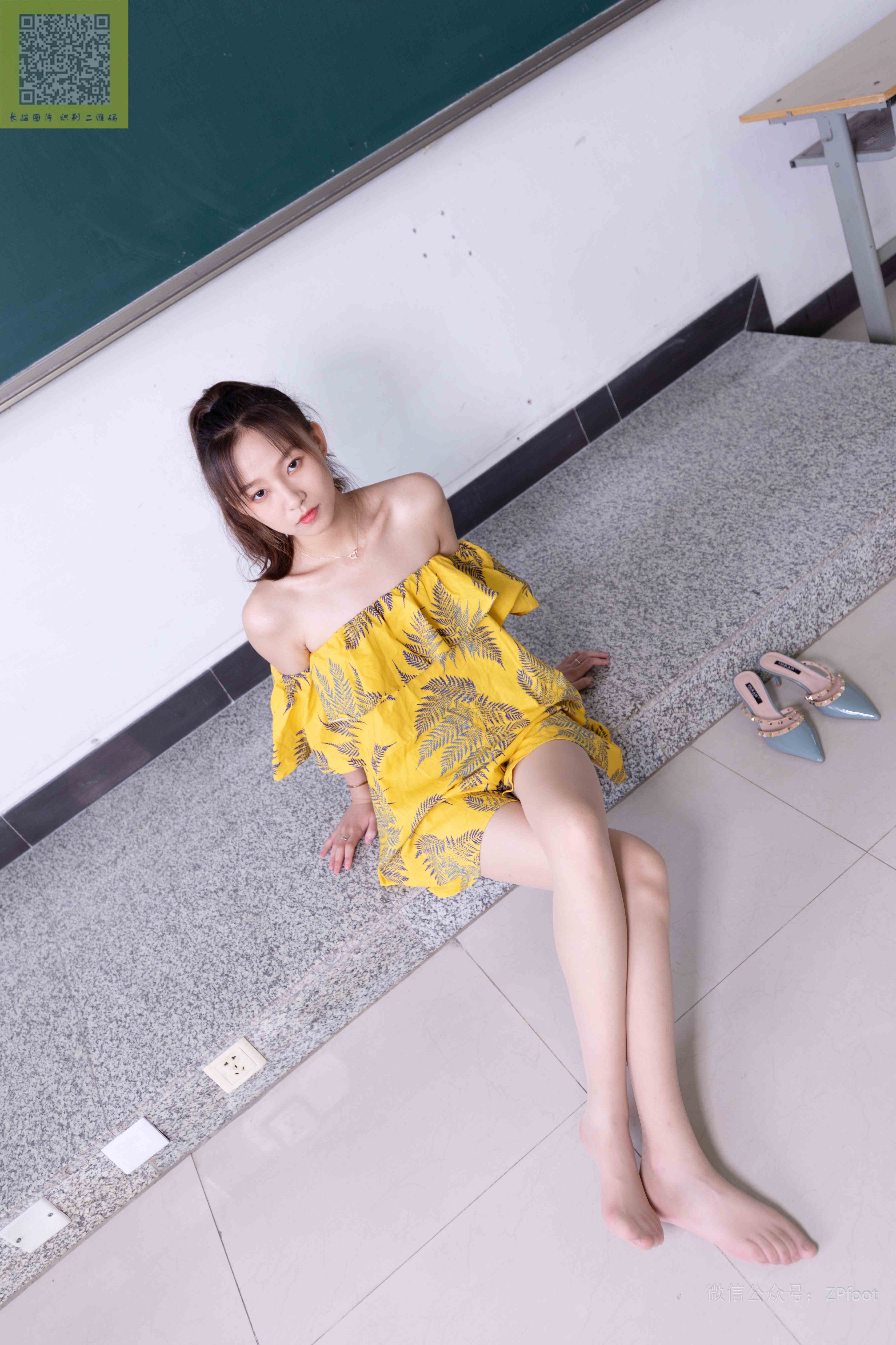China Beauty Legs and feet 1357