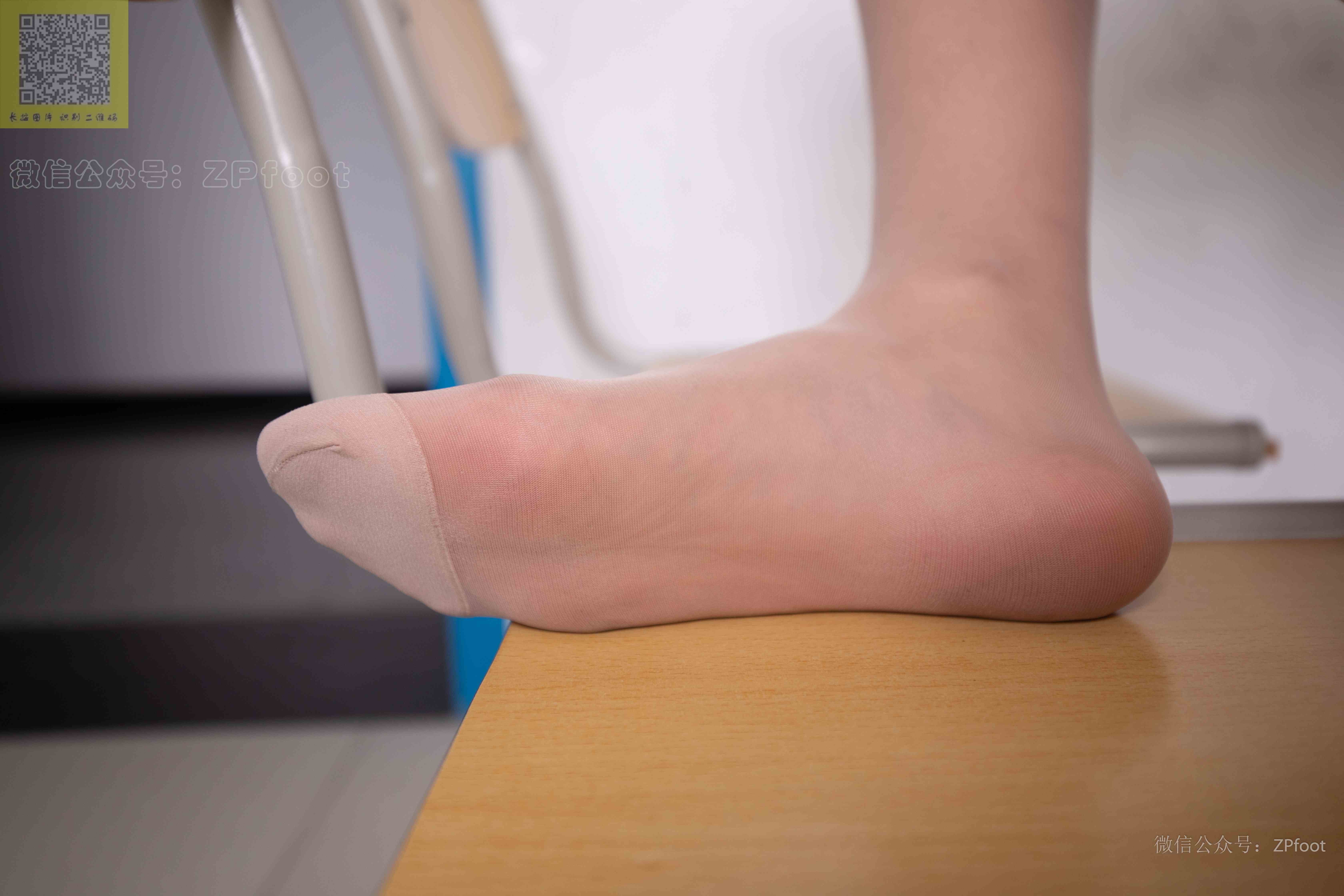 China Beauty Legs and feet 1358