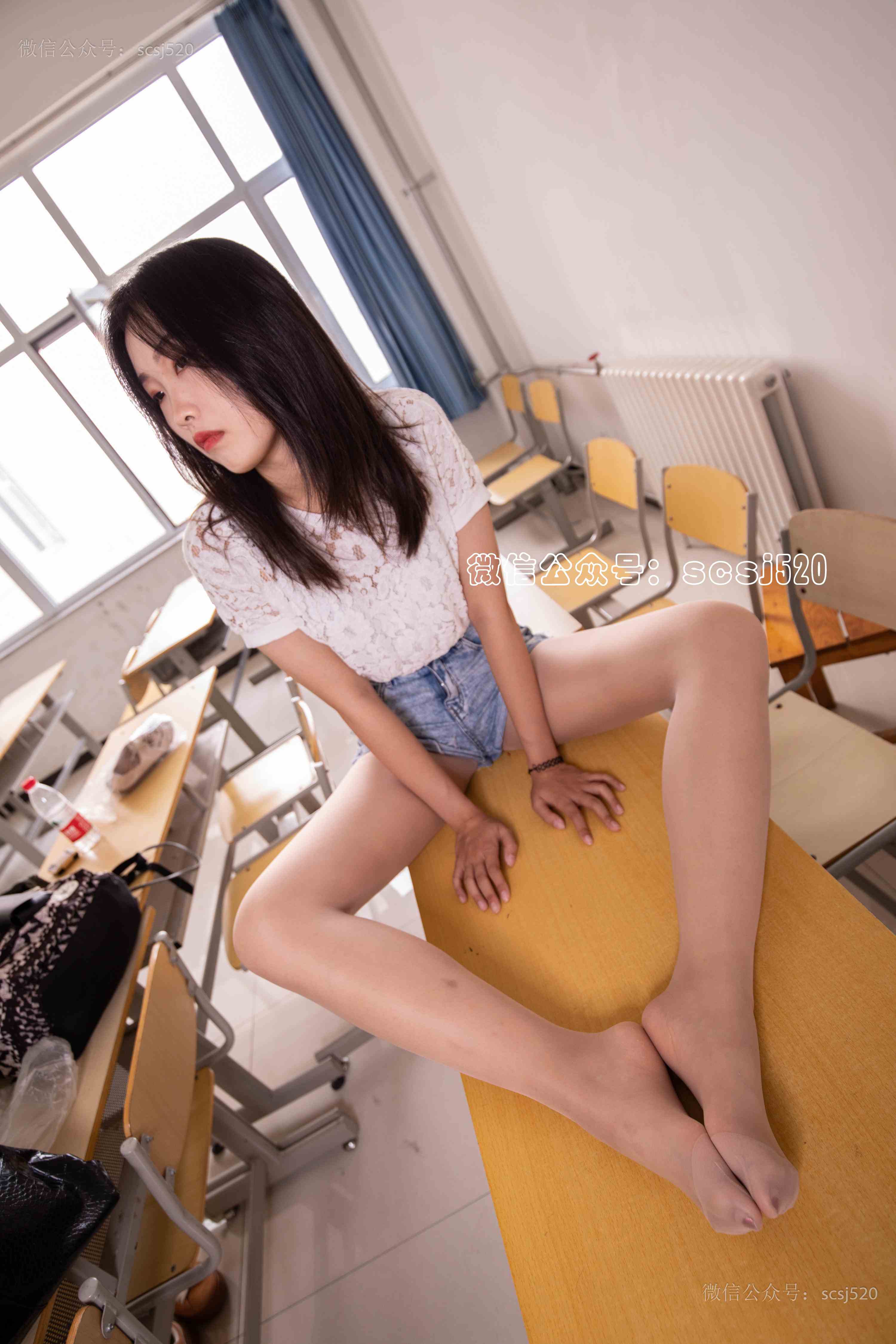 China Beauty Legs and feet 1370