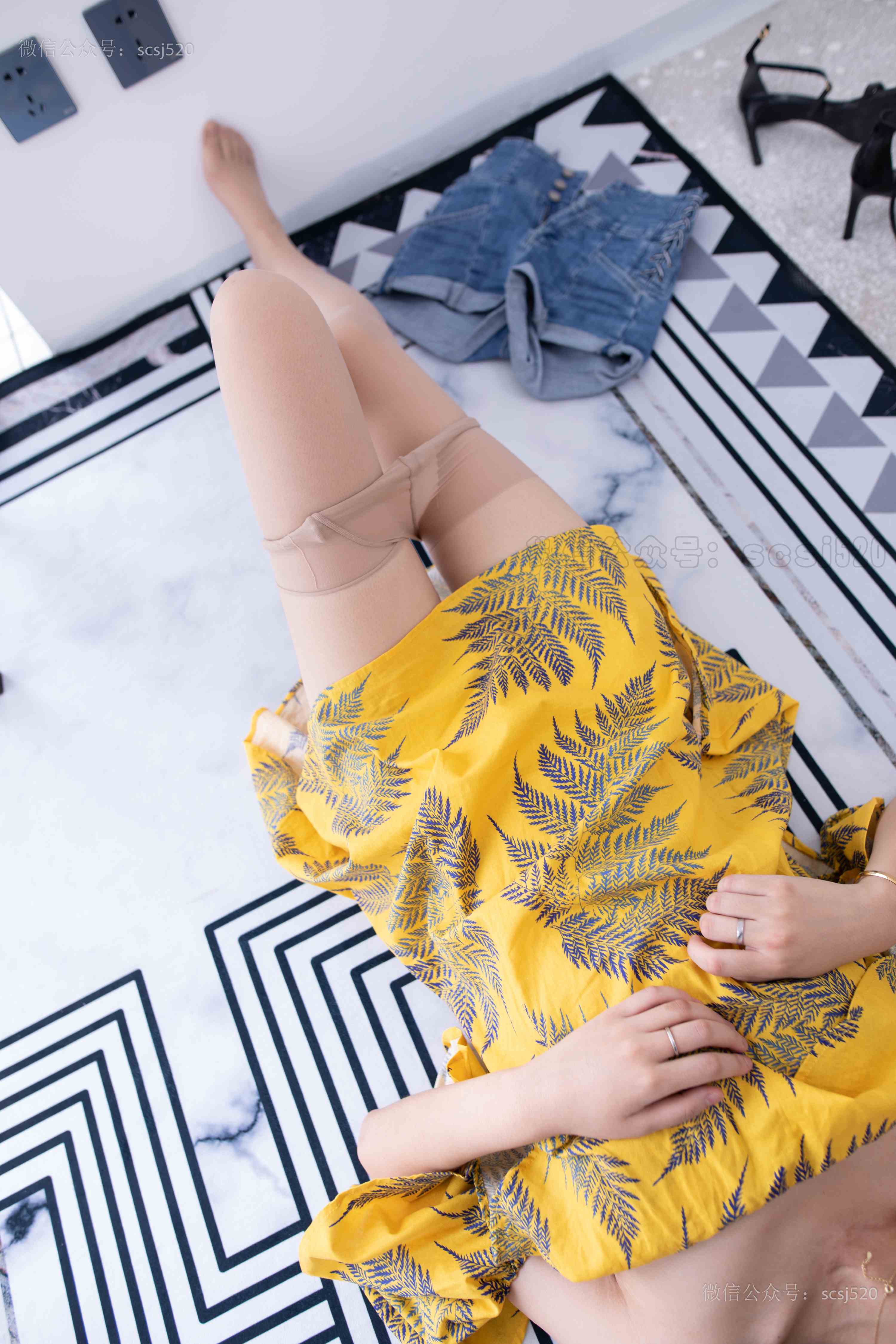 China Beauty Legs and feet 1374