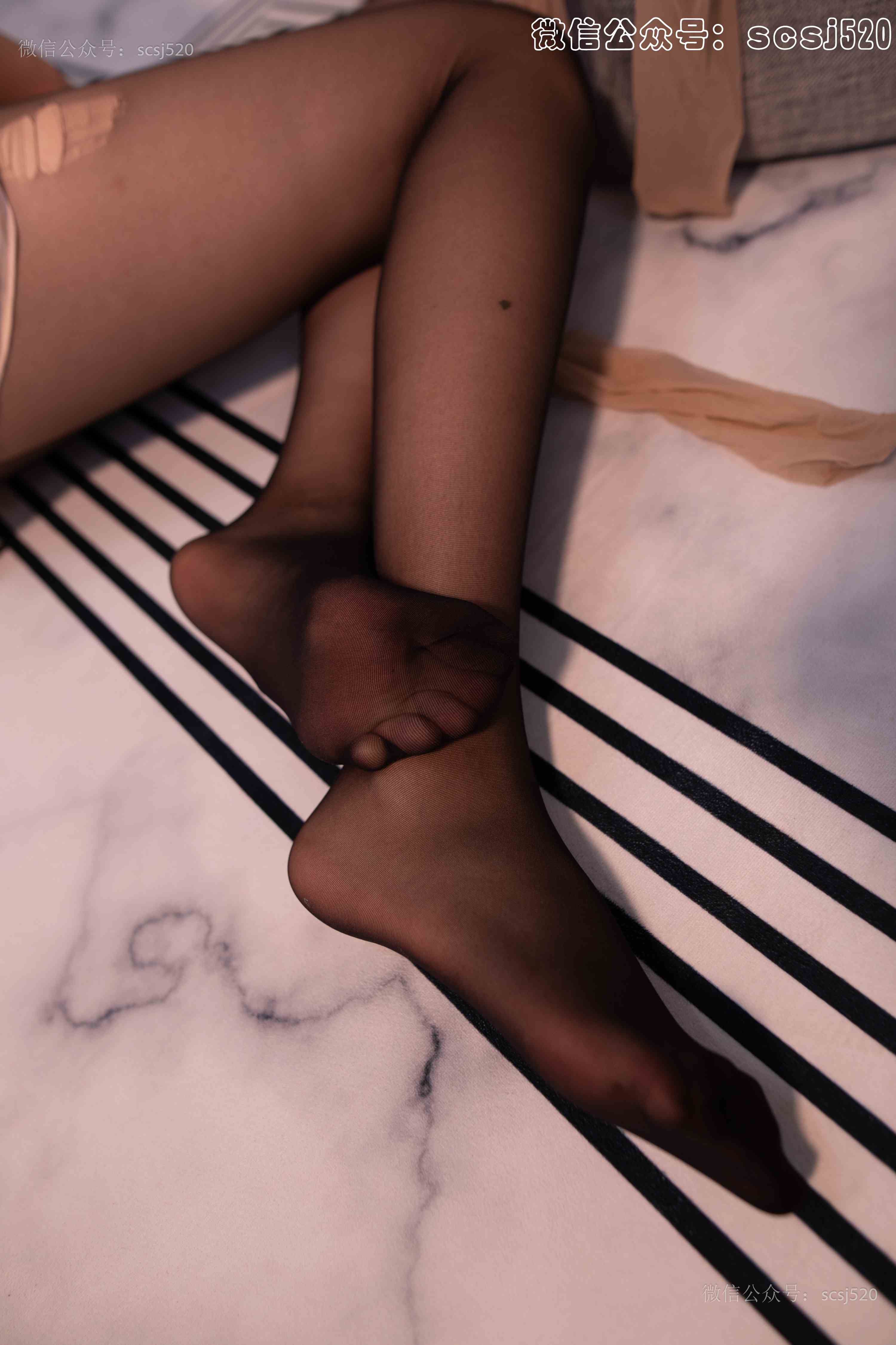 China Beauty Legs and feet 1375