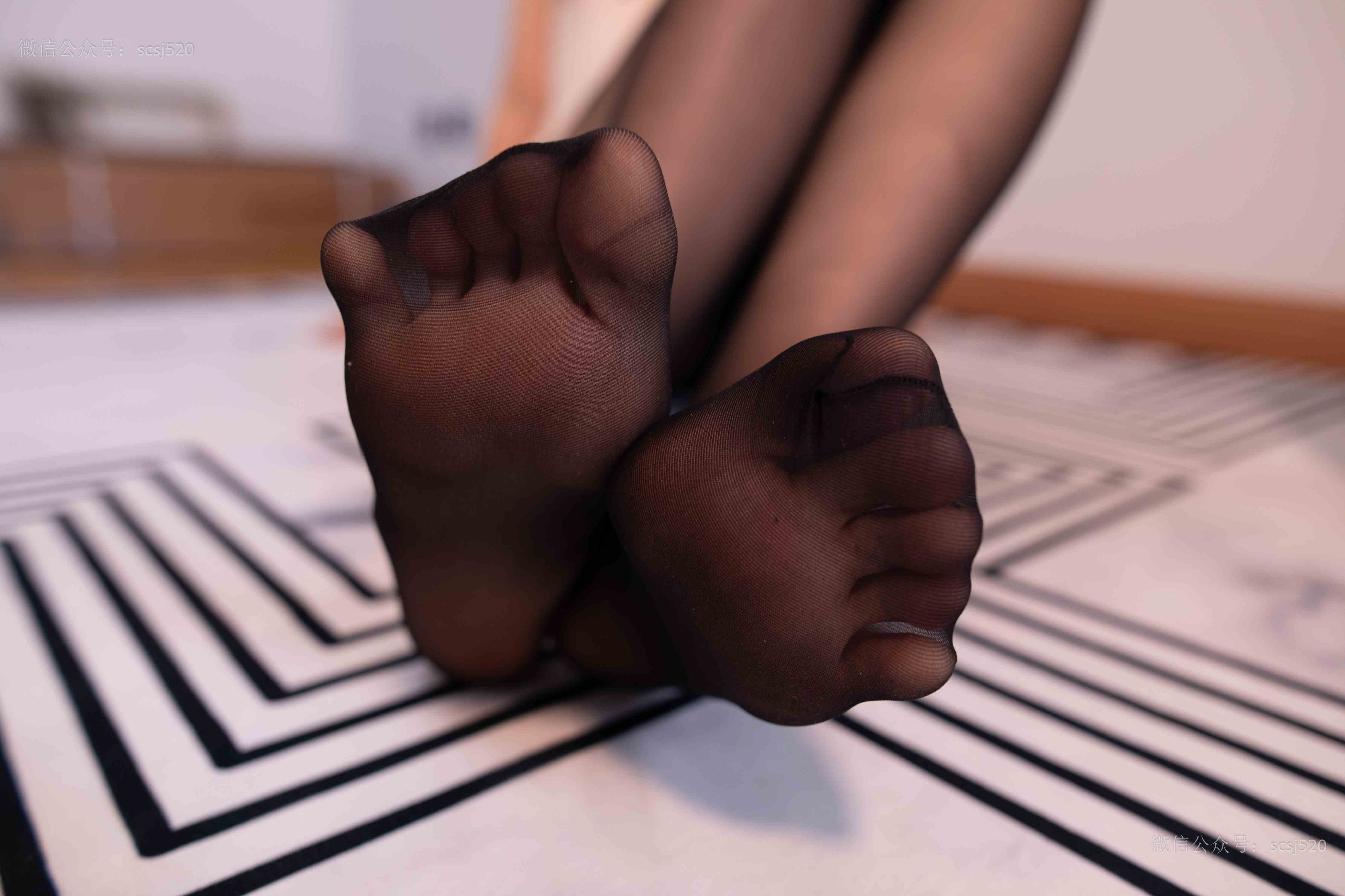 China Beauty Legs and feet 1375