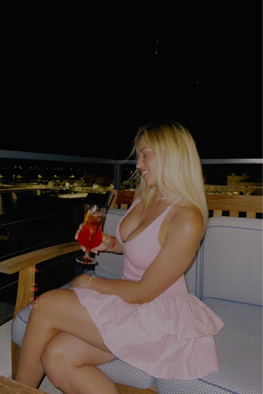 Slut to use for money