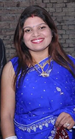 Radha Nagpal Bhabhi Showing her big boobs