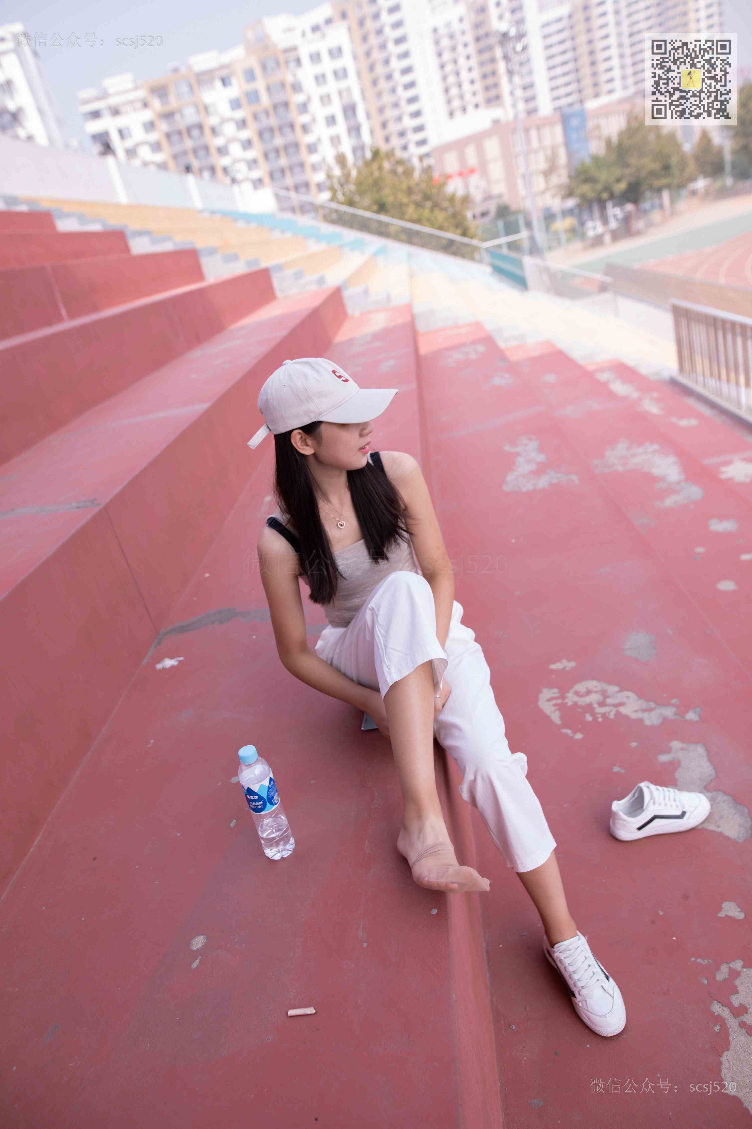 China Beauty Legs and feet 1388